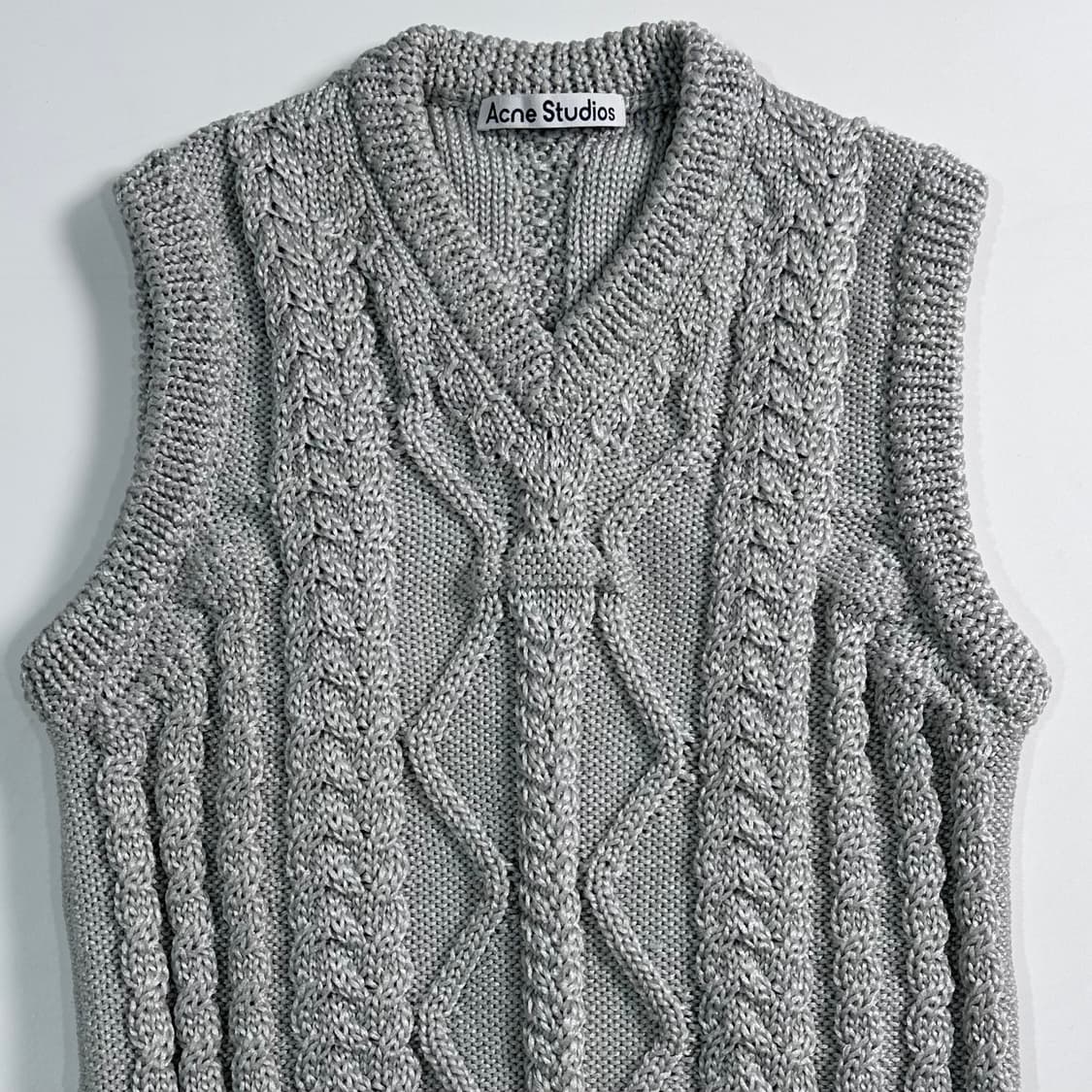 아크네 스튜디오 케이블 니트 베스트  상품이미지2