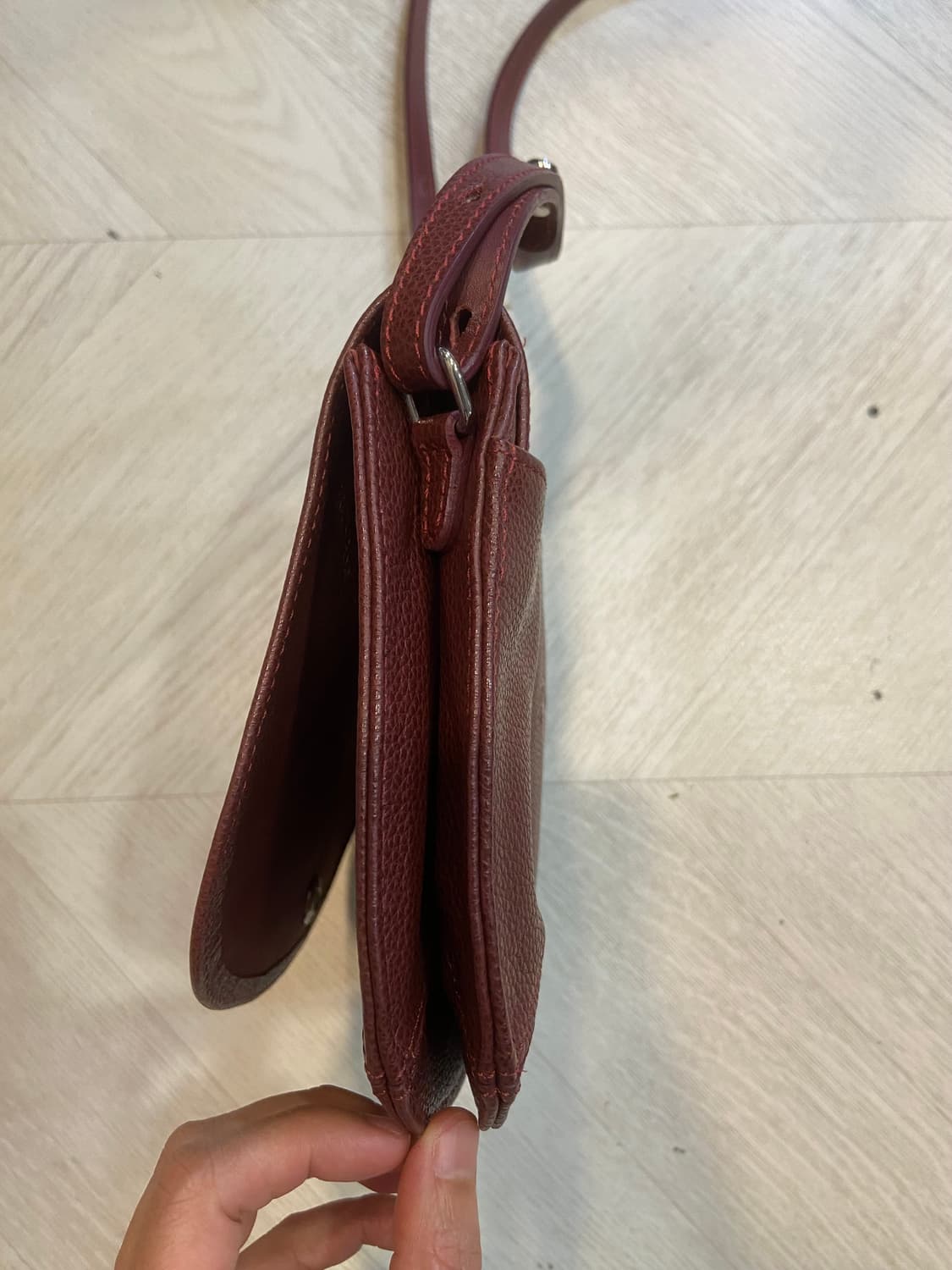 롱샴 가죽 크로스 바디백 상품이미지9