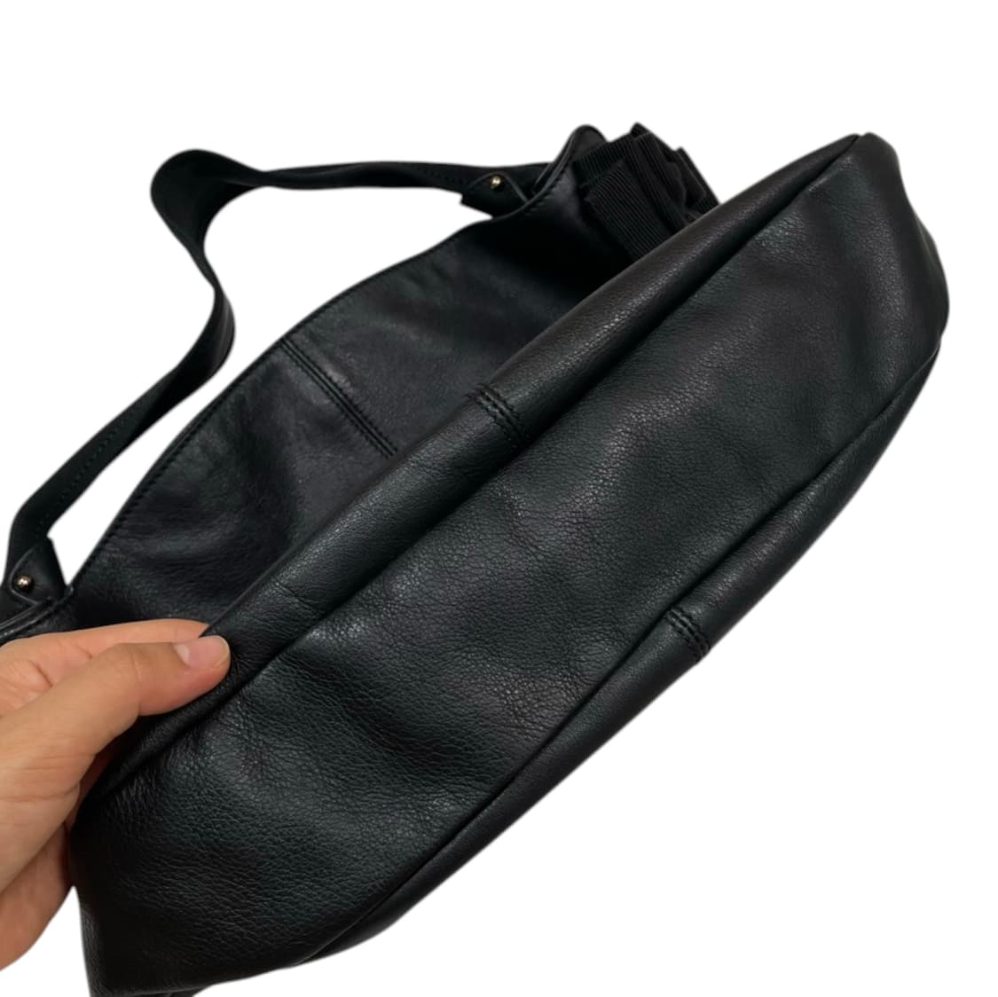 살바토레페라가모 블랙 빈티지 레더 토트백 숄더백 상품이미지6