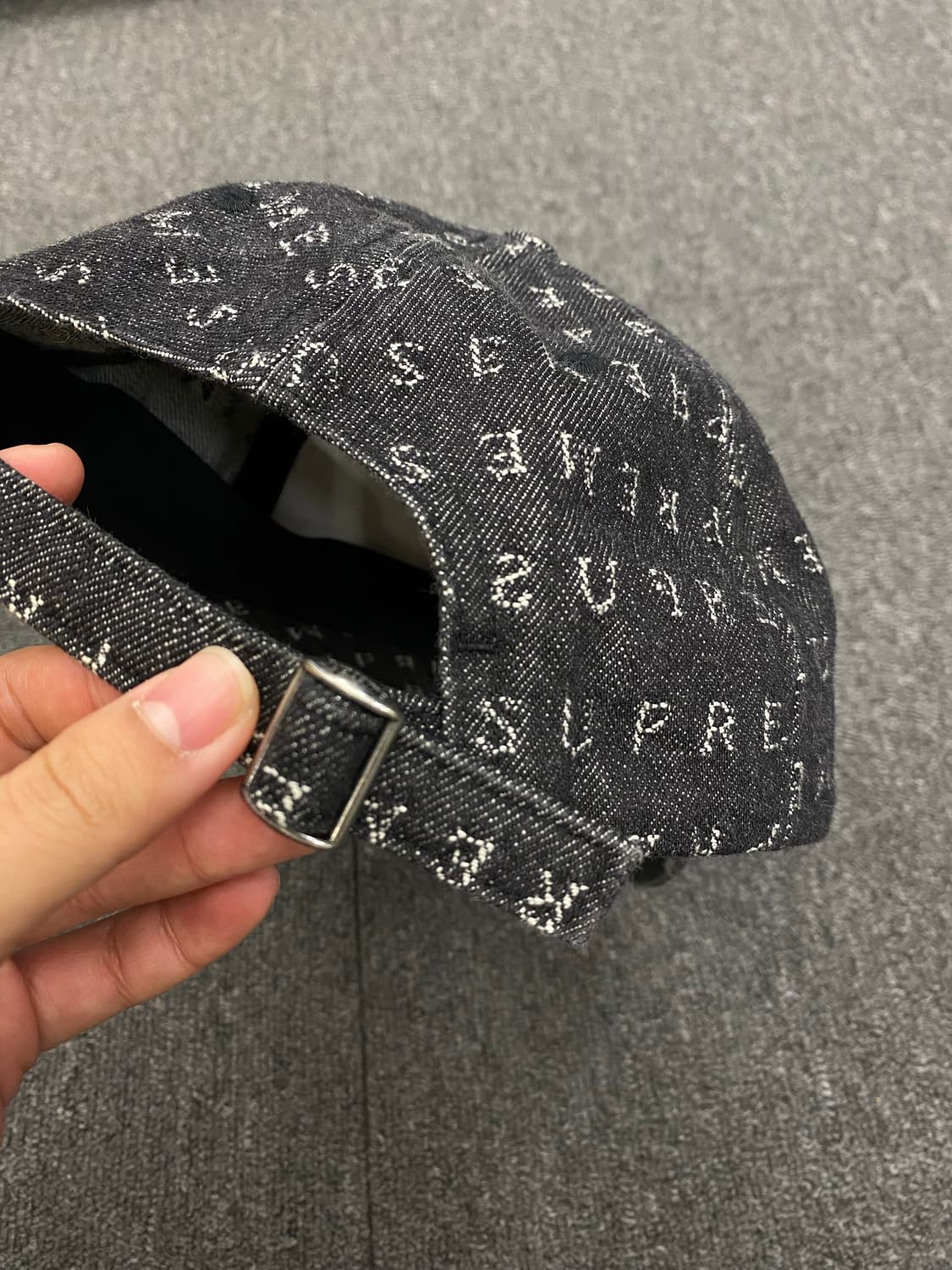 슈프림 20SS 자카드 로고 데님 캡 상품이미지3