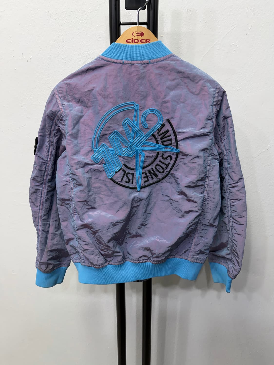 매장판정품) 스톤아일랜드 주니어 샴브레이 봄버 자켓 8y 상품이미지4