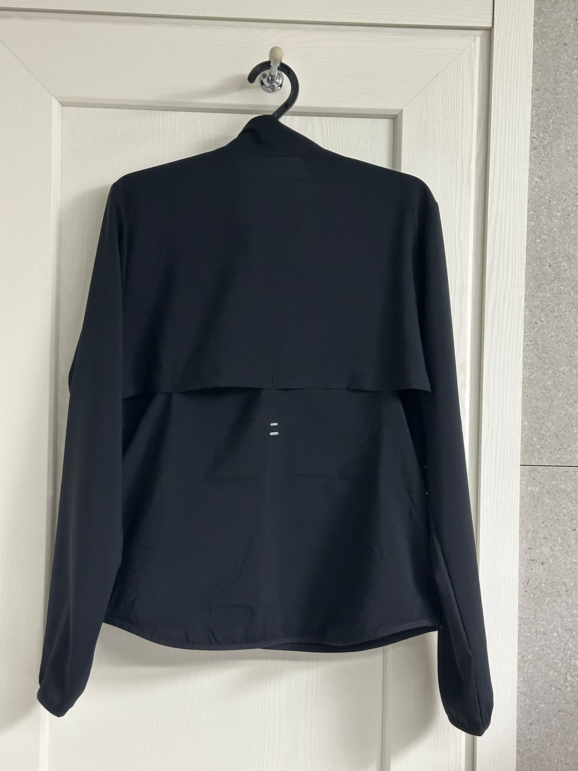 나이키 스우시 런 러닝 자켓 여성용 사이즈 85m 상품이미지3