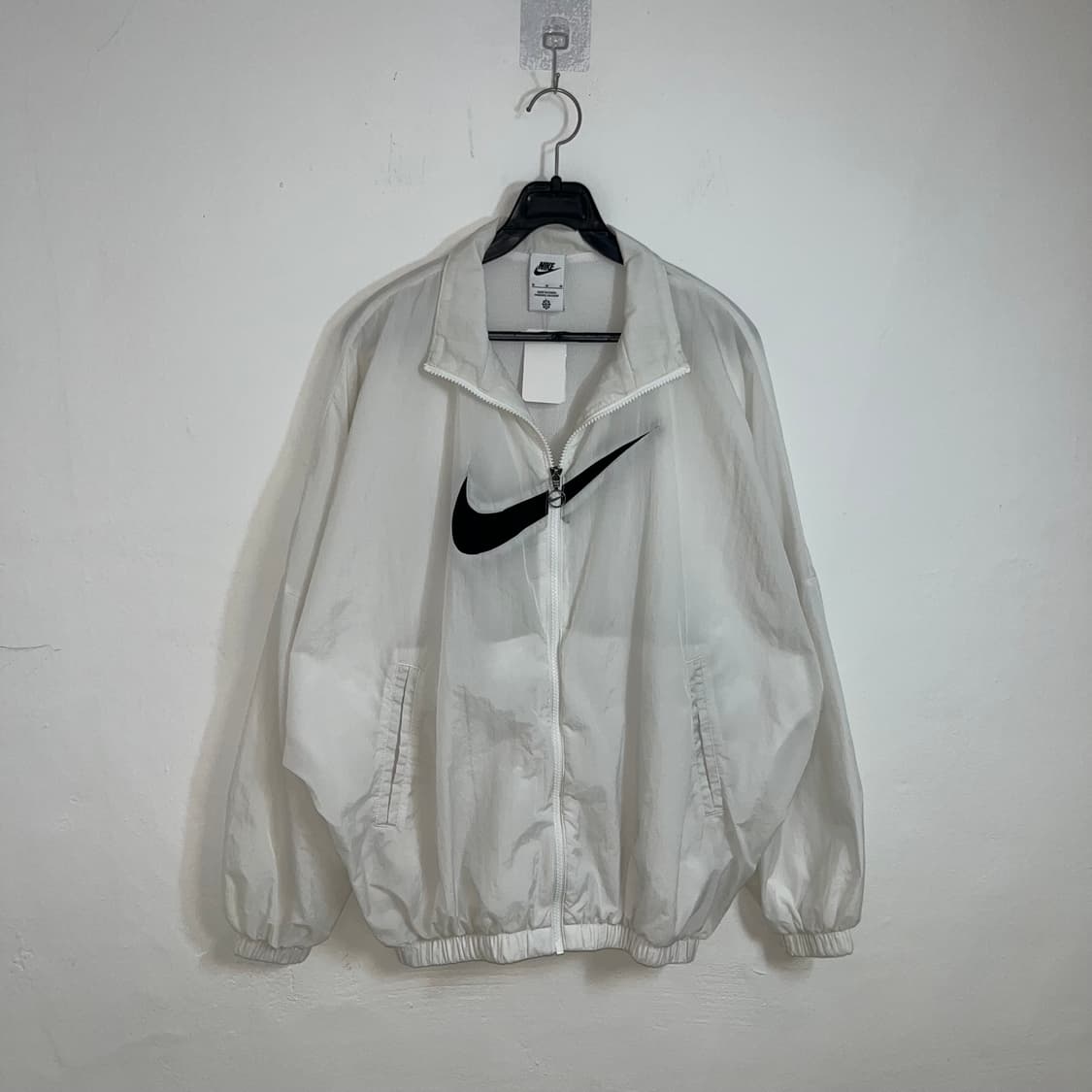 Nike Big Swoosh Center Logo Windbreaker 상품이미지4