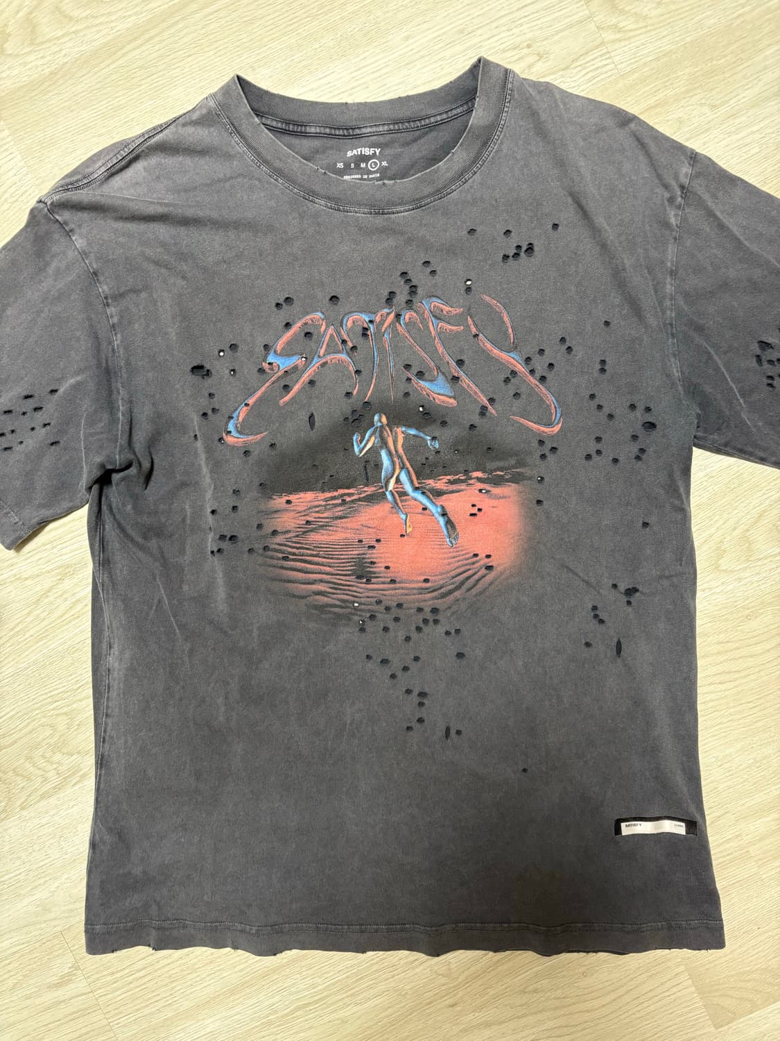 satisfy mothtech t-shirts aged black L 상품이미지4