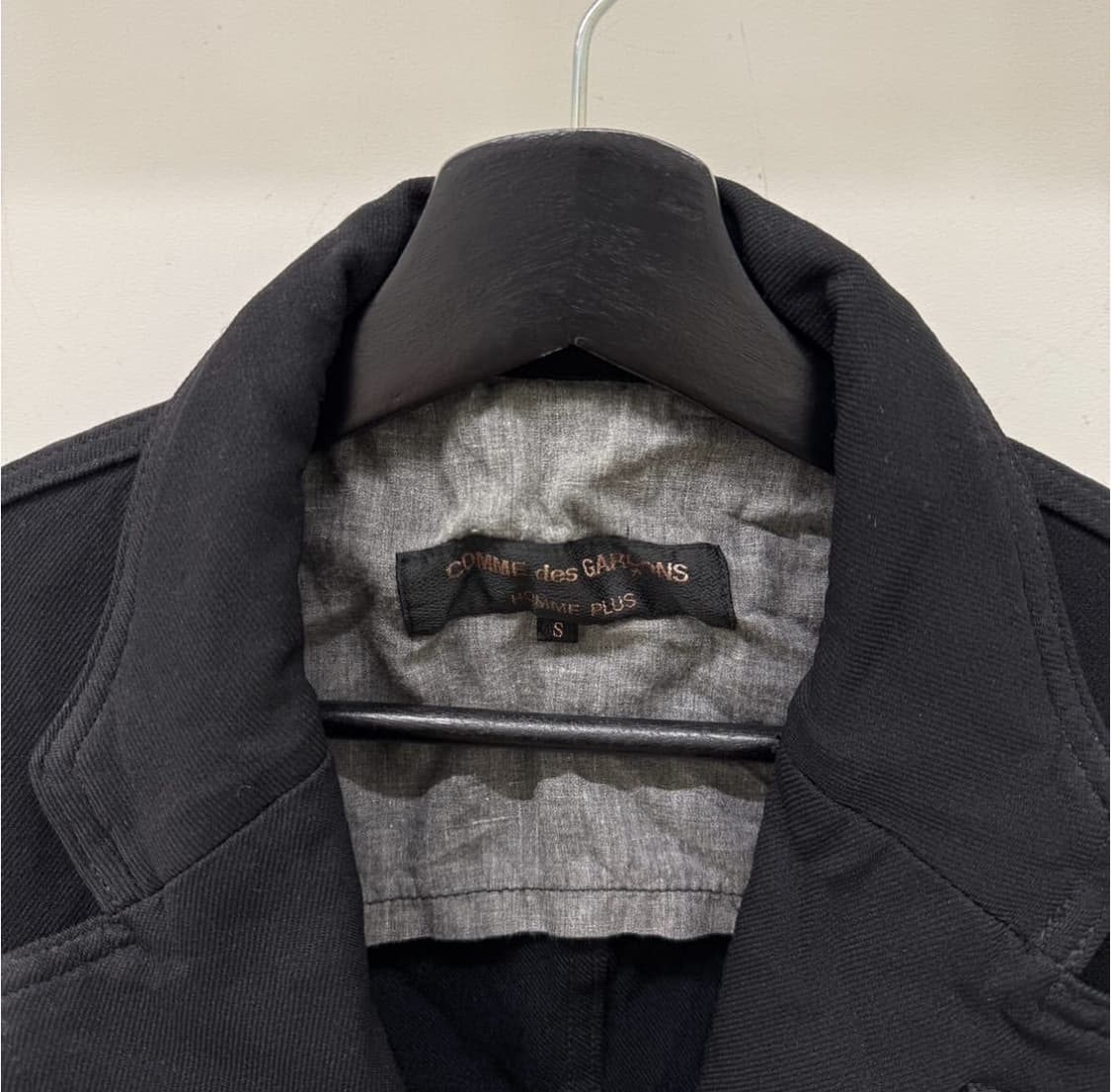 꼼데가르송 옴므플러스 축융 하이넥 자켓 상품이미지4
