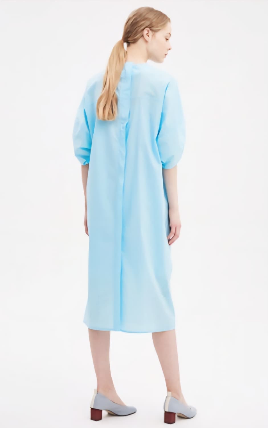 한섬 래트바이티 펀칭디테일 원피스 66사이즈 상품이미지7