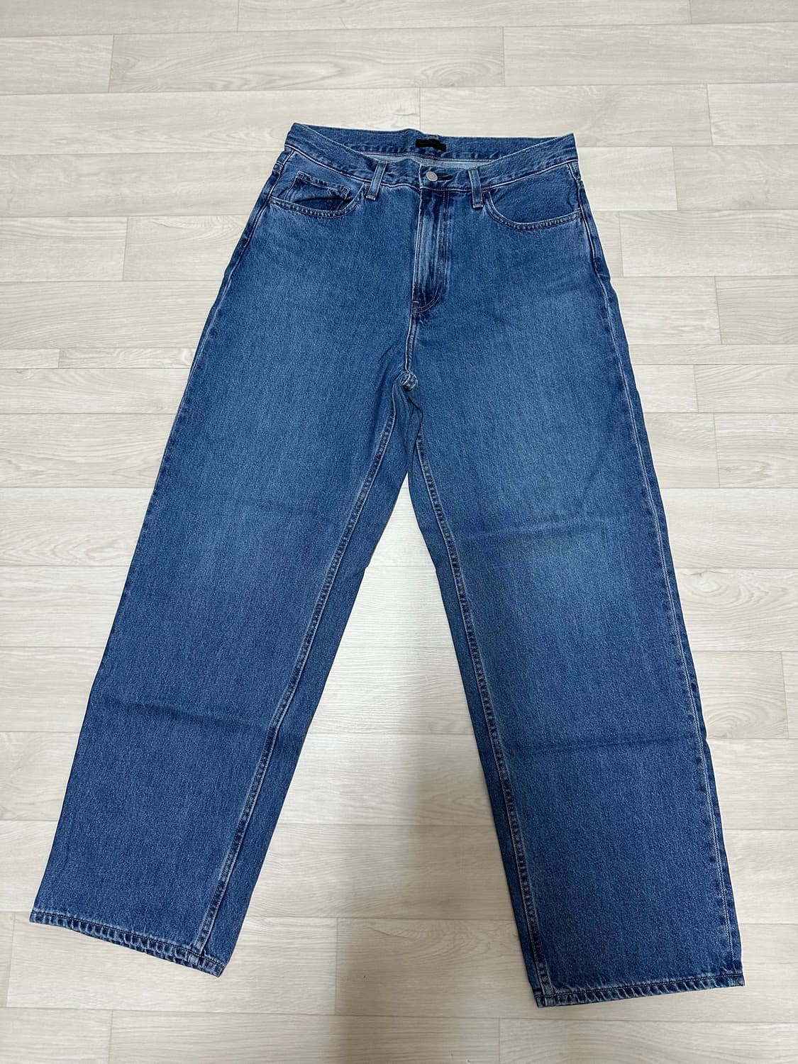 유니클로 와이드스트레이트 진 31사이즈 상품이미지1