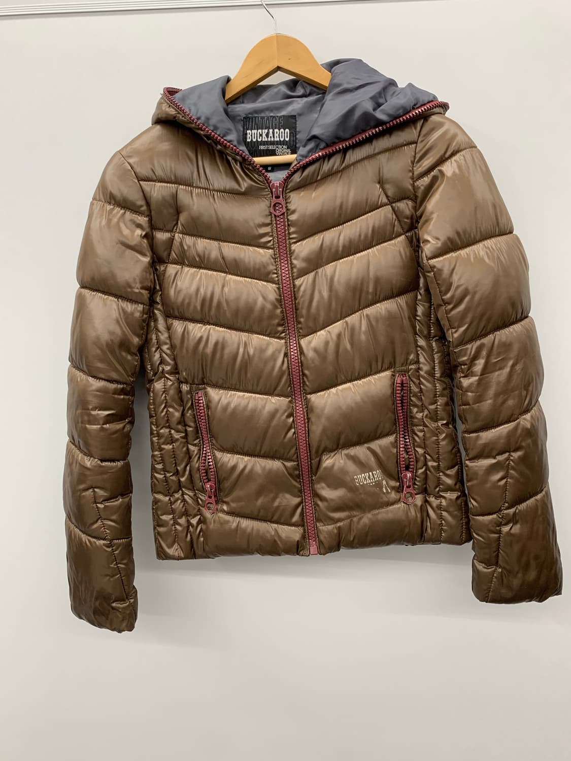 버커루 라인 크롭 패딩 상품이미지3