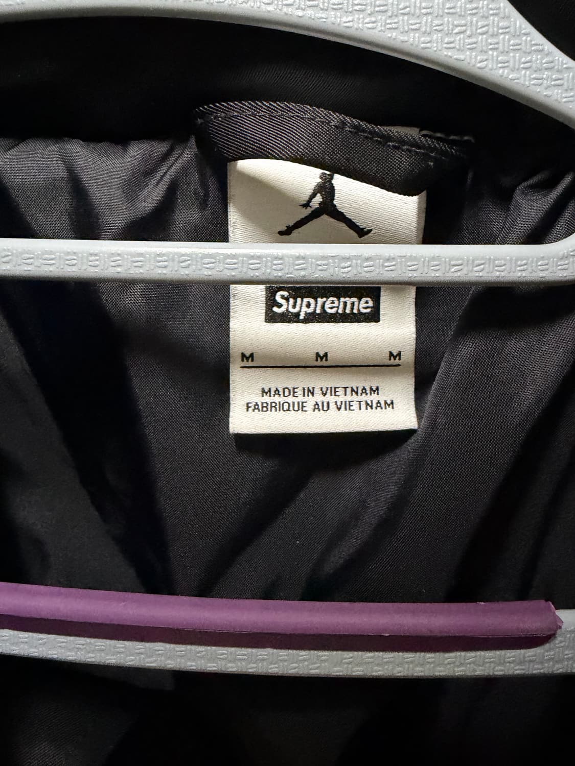 슈프림x조던 퍼퍼 자켓 블랙 m사이즈 상품이미지6