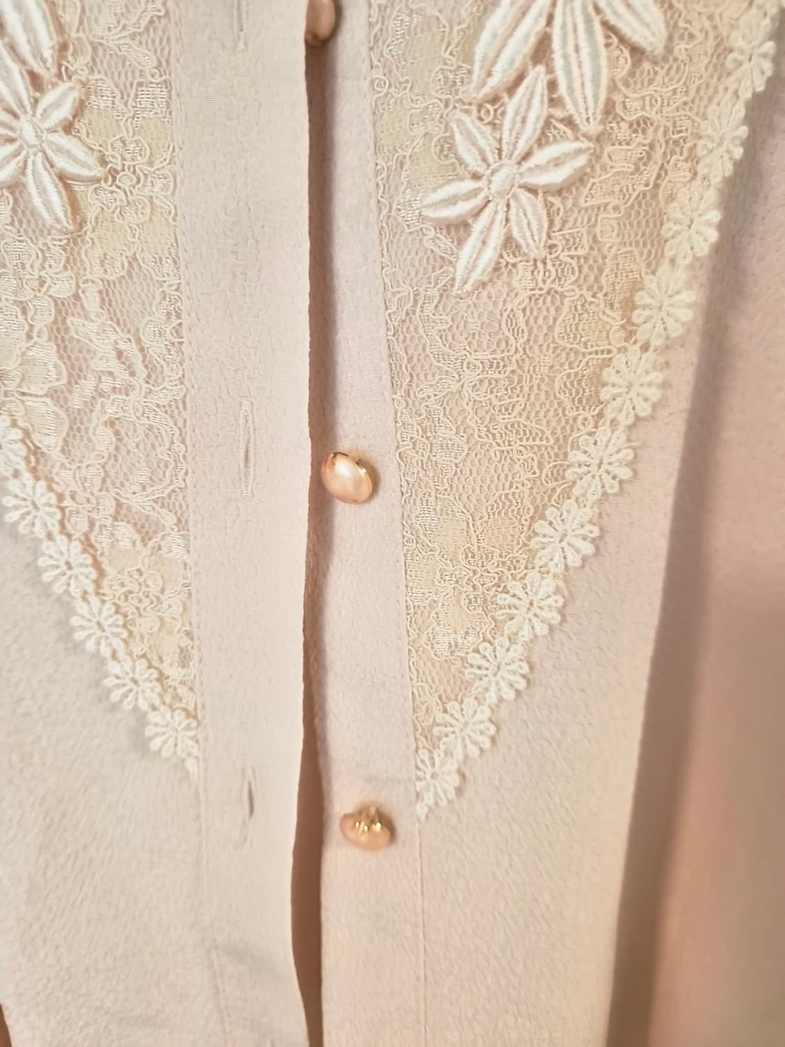 (Made in Japan) 레이스 디테일 핑크 블라우스 (9BR/55~ 상품이미지5