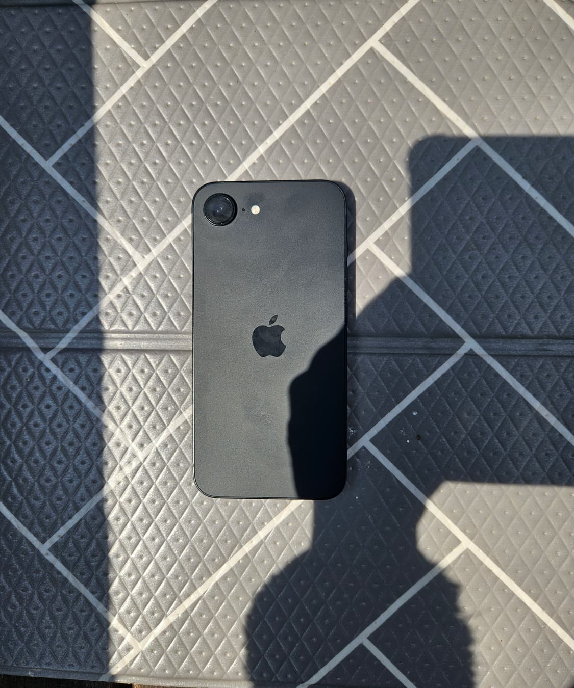 아이폰16e 배터리100 사이클11 상품이미지1