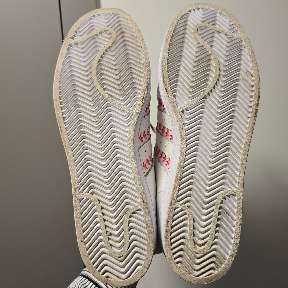 [265] 아디다스 슈퍼스타 화이트 러쉬 레드 상품이미지5