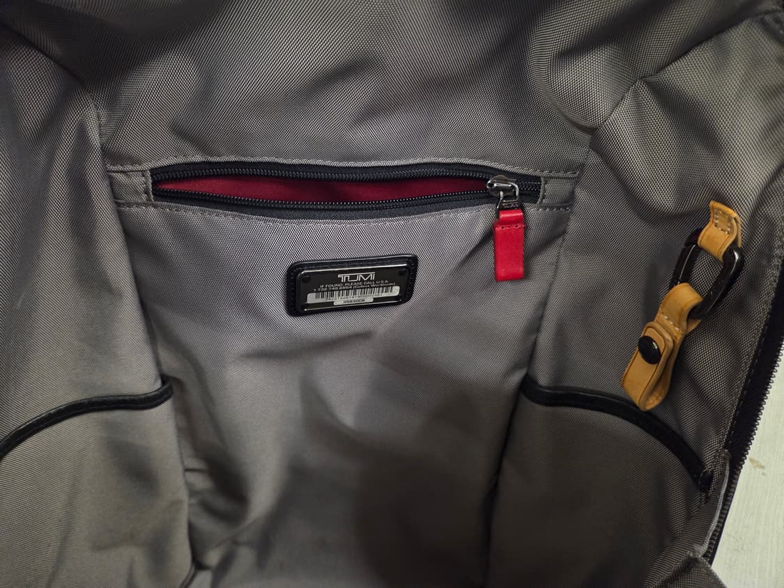 투미 왓킨스 탄소섬유, 가죽 상품이미지6