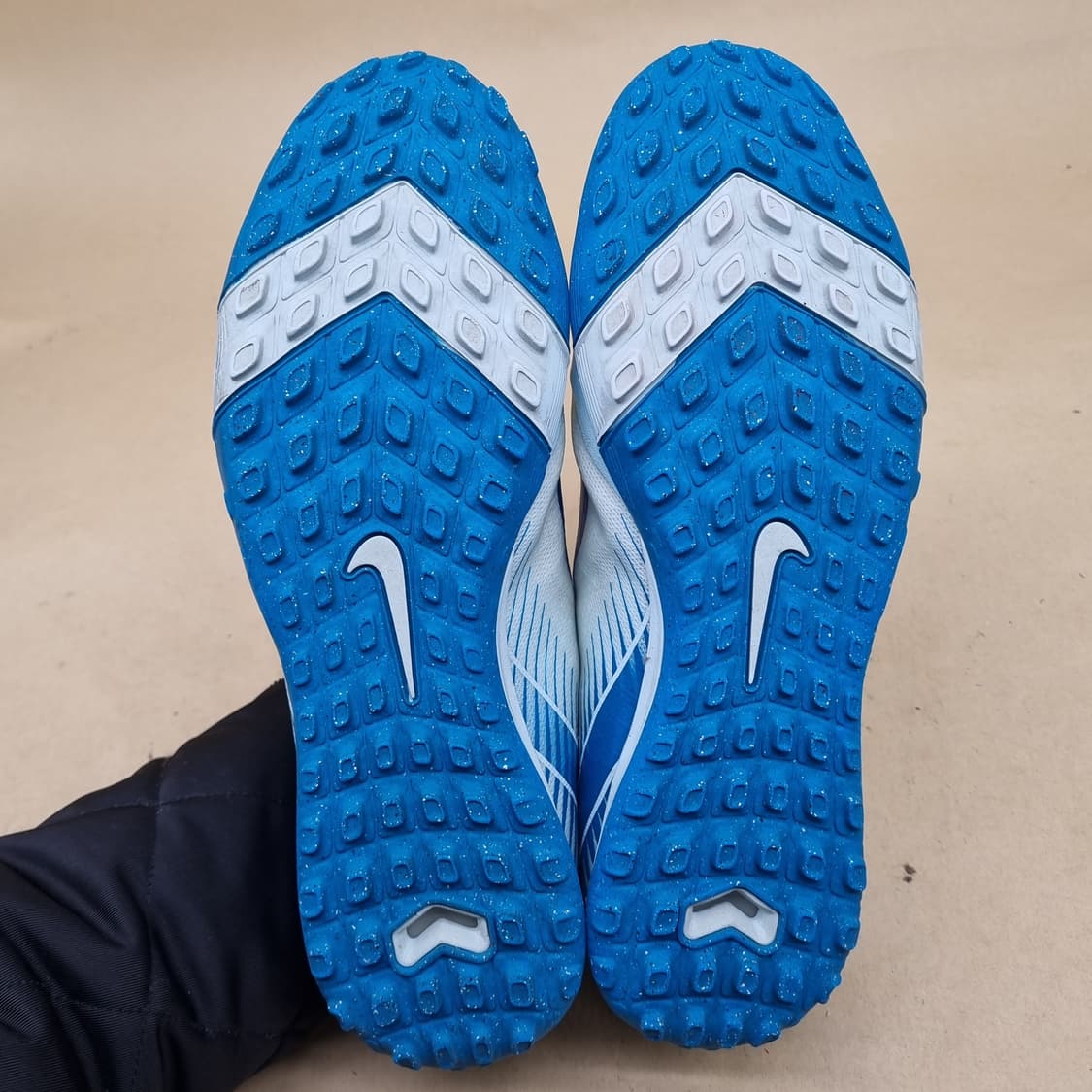 나이키 줌 머큐리얼 베이퍼16 프로 풋살화275 상품이미지3