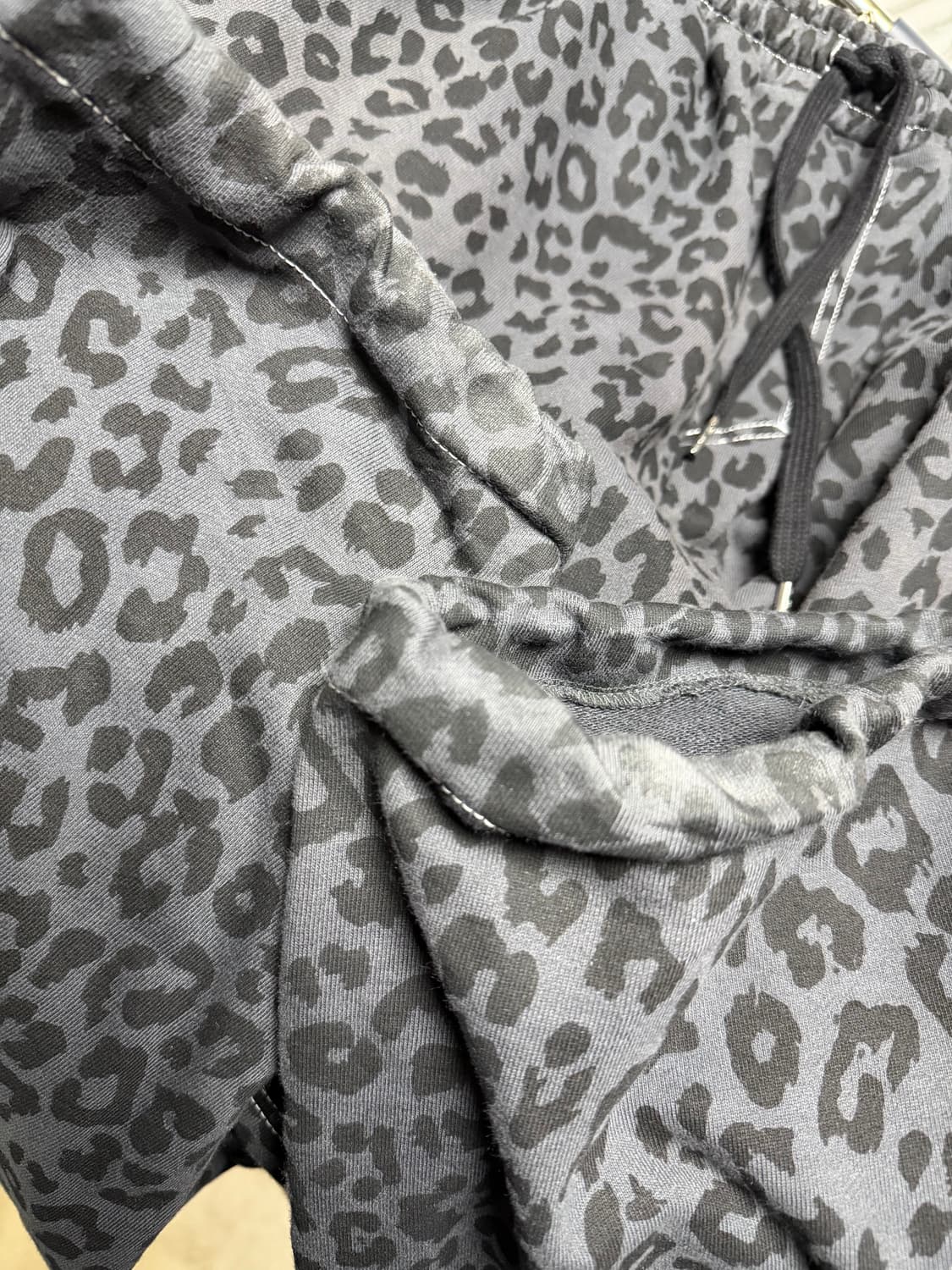 페치 X 트루릴리젼 스웻 세퍼레이트 카고 팬츠 상품이미지5