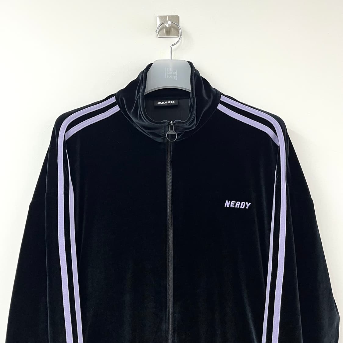 널디 벨벳 연보라 사이드라인 블랙 트랙탑 져지 상품이미지5