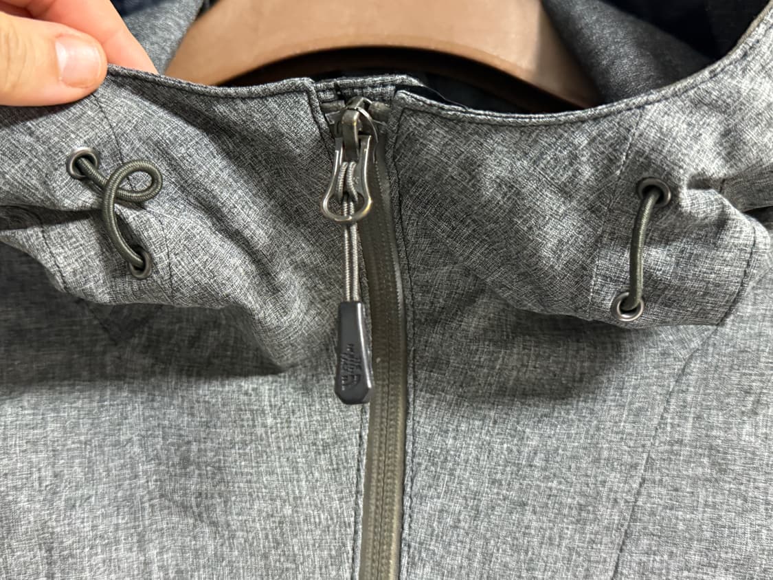 노스페이스 등산복 고프코어  바람막이 상품이미지4