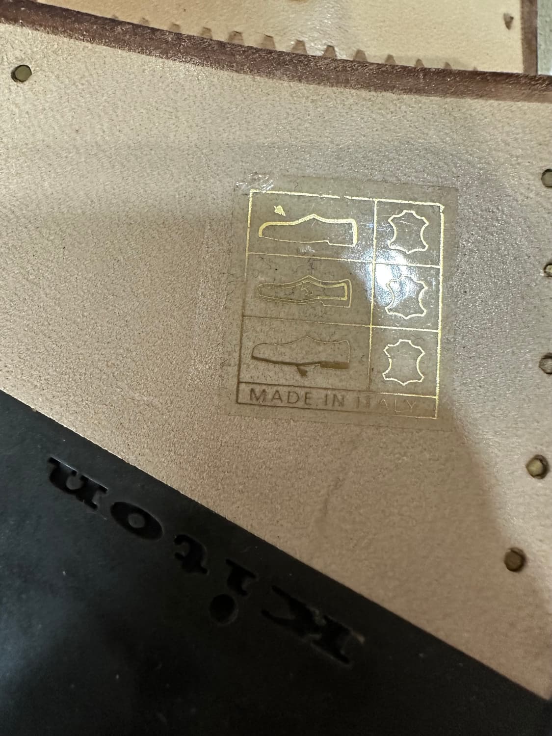 키톤 나폴리 시그니처 로고 클래식 스웨이드 로퍼 슈즈 새상품 상품이미지5