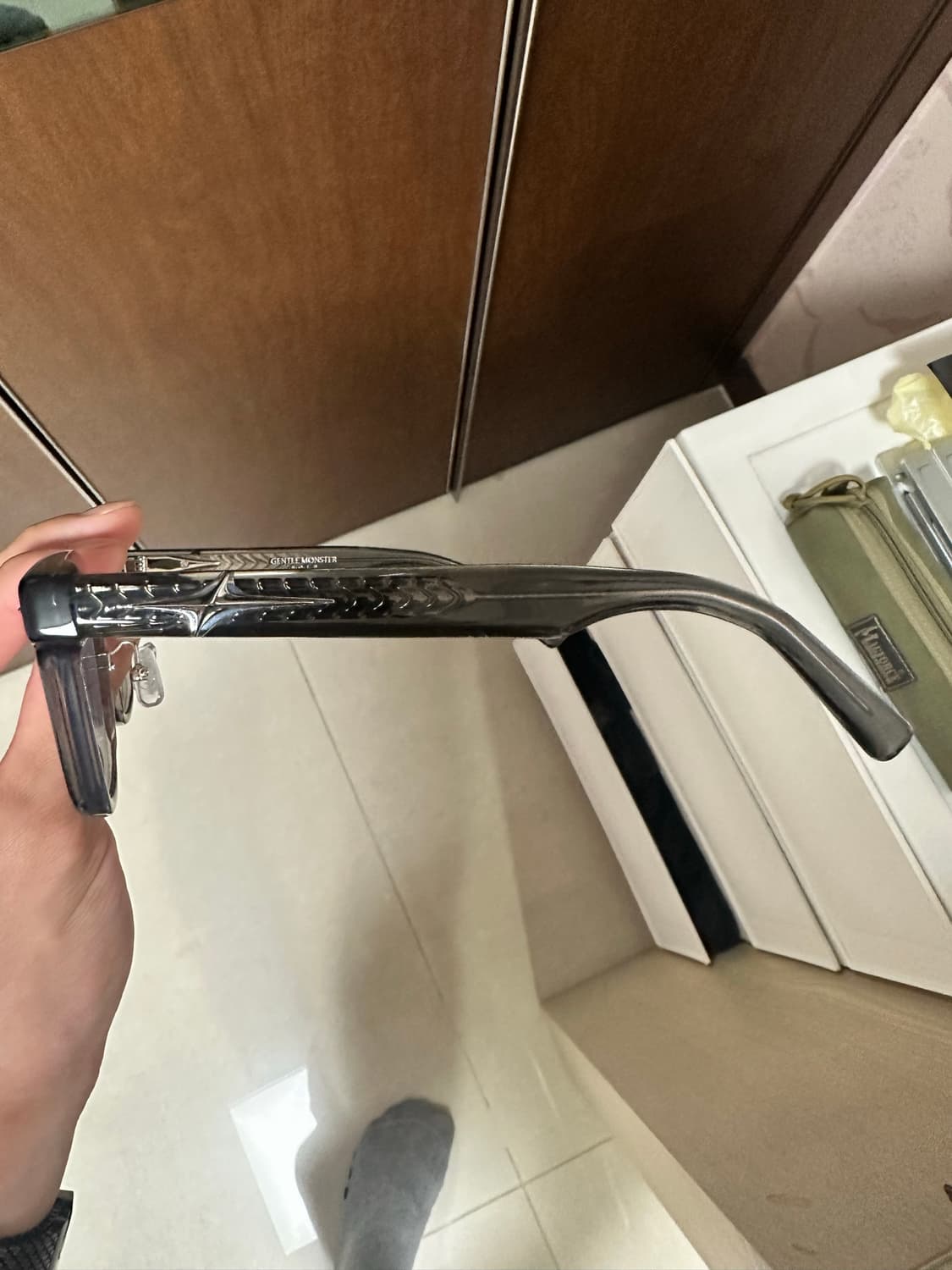 젠틀몬스터 볼드 컬렉션 알토 그레이 상품이미지2