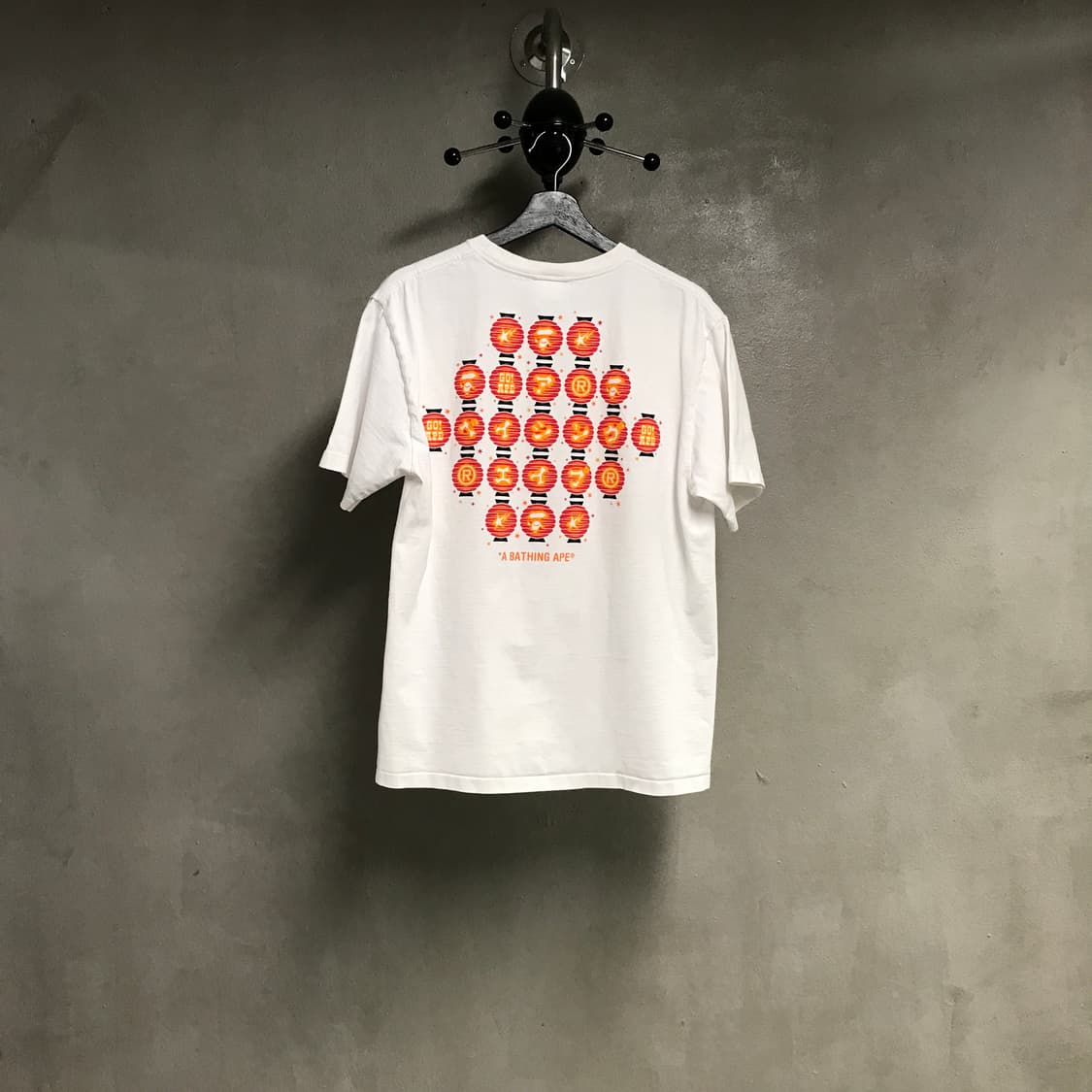 베이프 화이트 반팔 티셔츠 L 상품이미지8