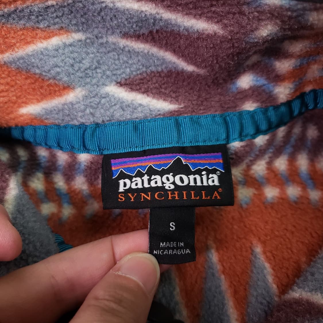 17FW 파타고니아 신칠라 스냅T 아즈텍 패턴 상품이미지3