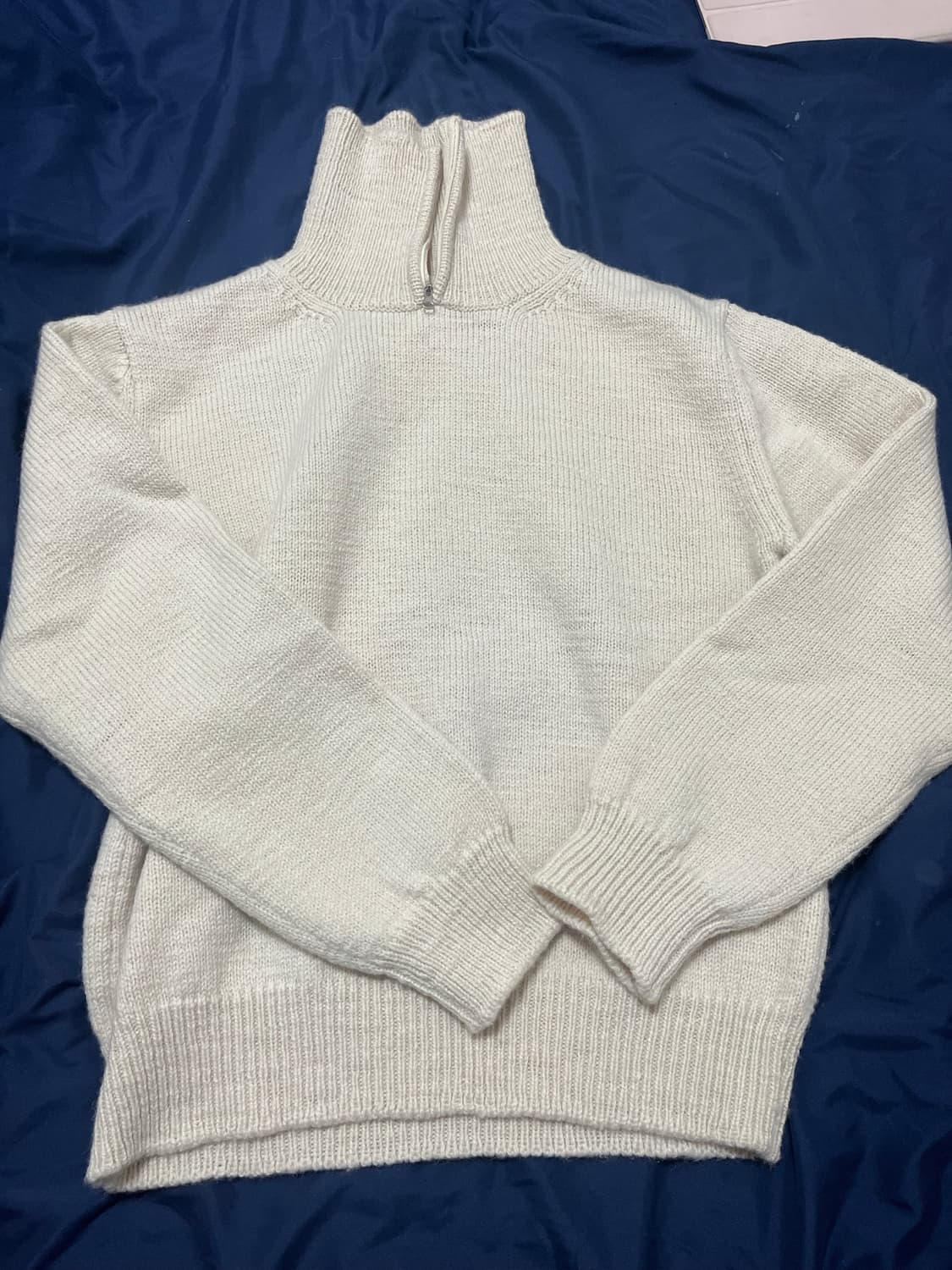 아모멘토 니트집업 상품이미지2