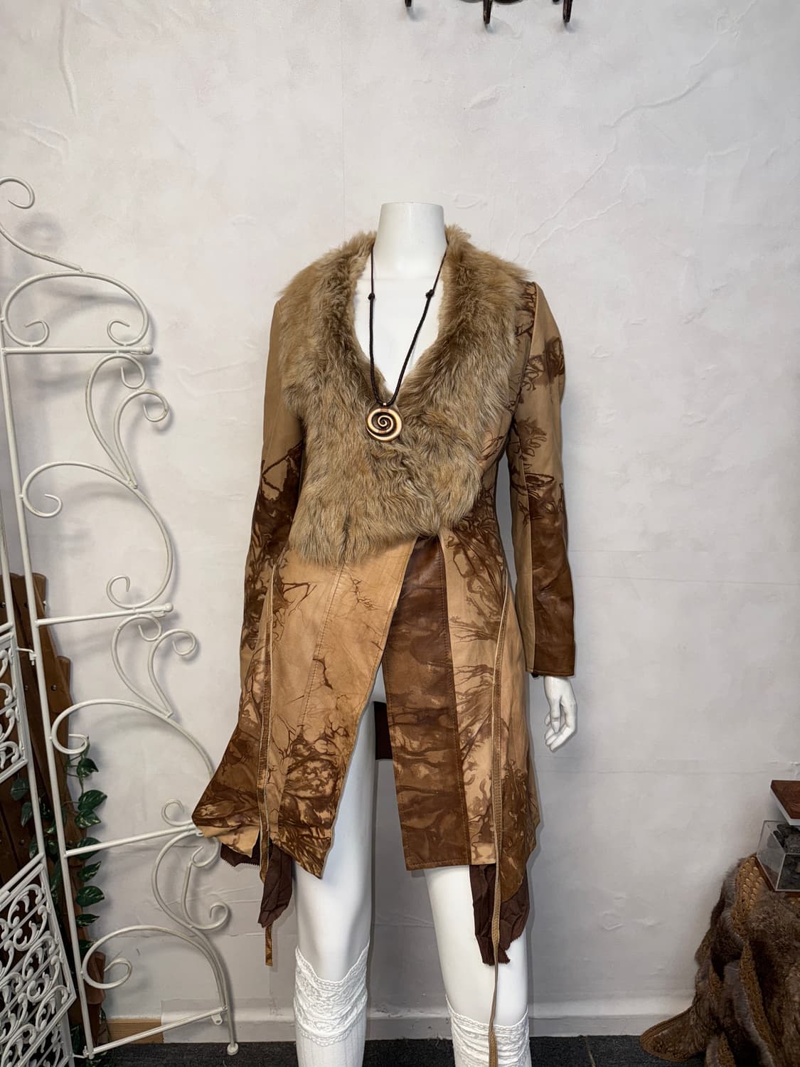 Beige brown tie dye lamb skin fur coat  상품이미지4