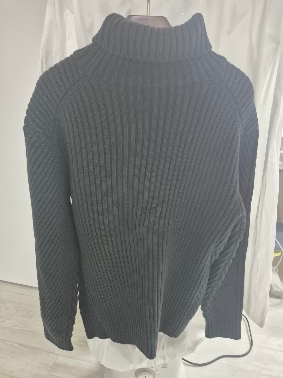 시스템옴므 /사선 텨틀넥 니트/100 상품이미지2