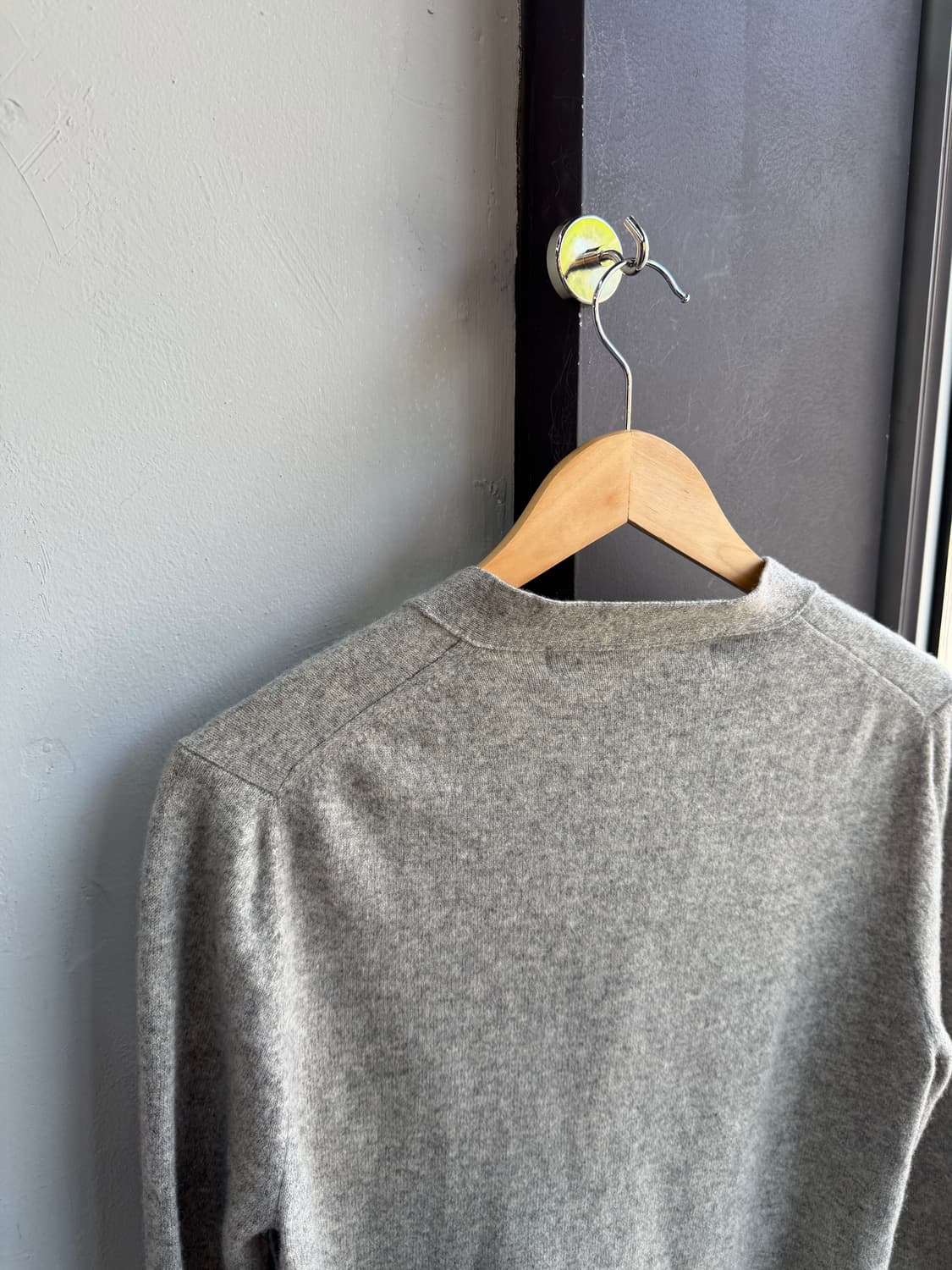 .S/ 꼼데가르송 플레이 블랙하트 그레이 가디건 상품이미지7