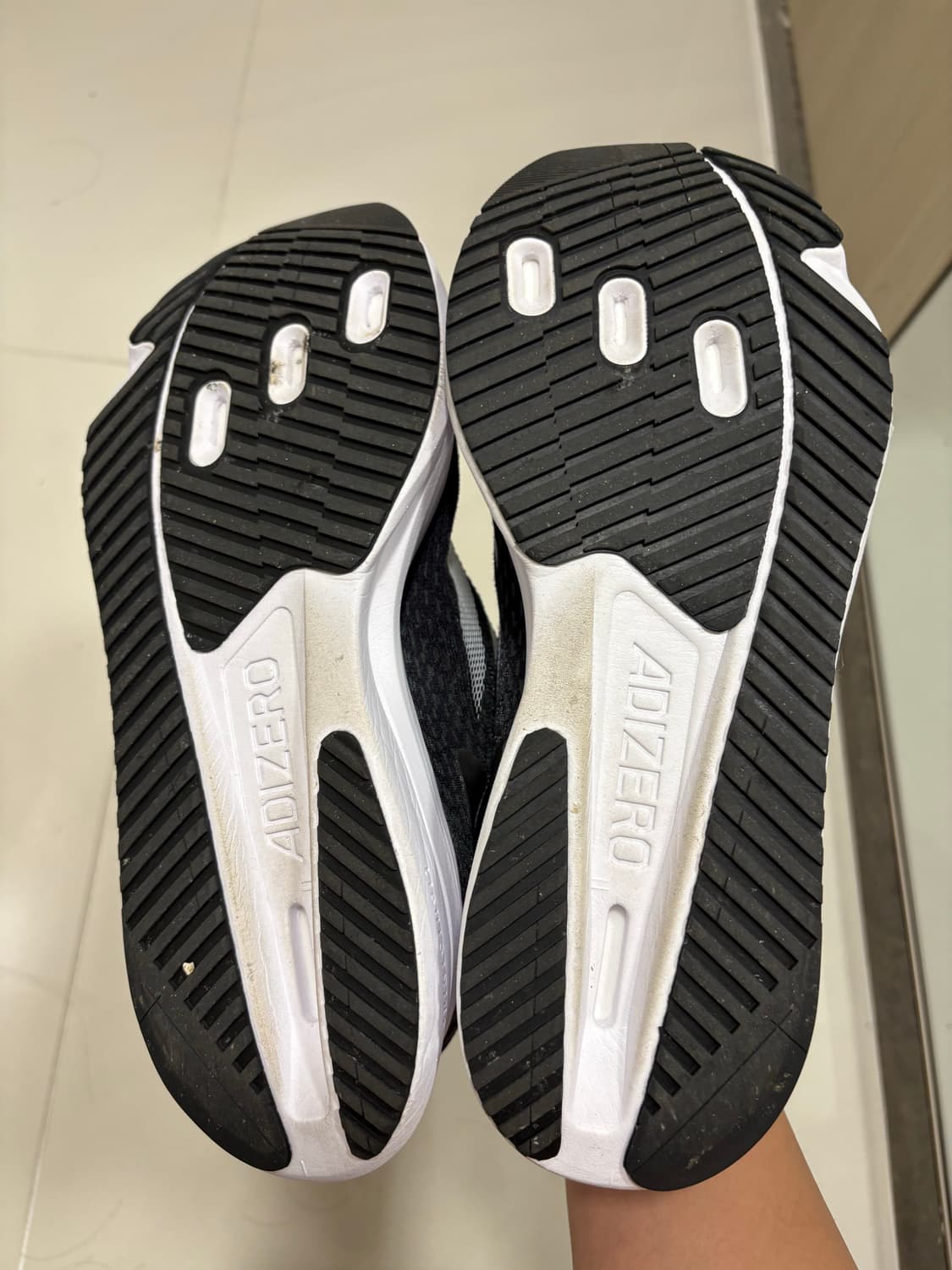 아디제로 SL2 와이드 코어블랙 클라우드 화이트 265 상품이미지3