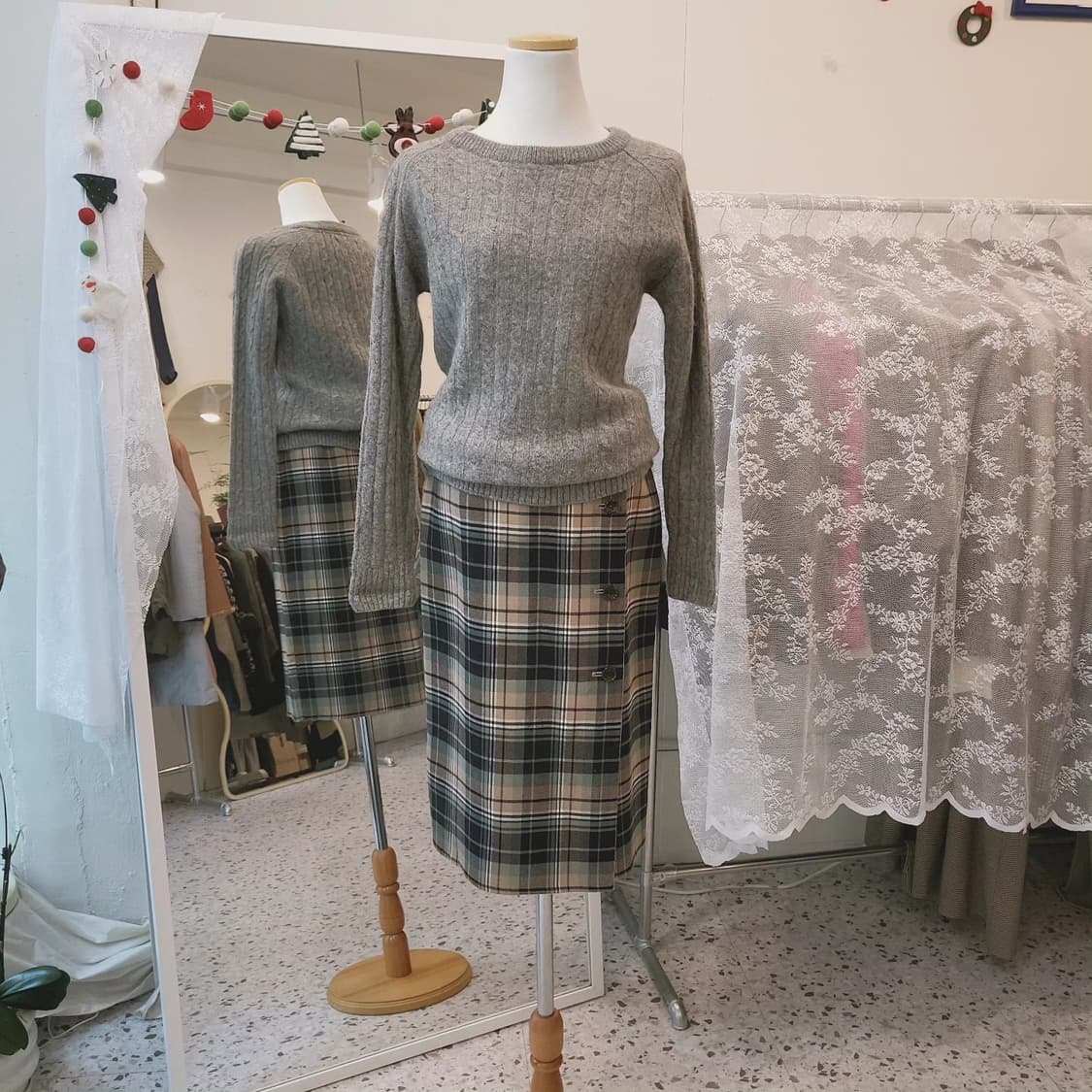 내츄럴뷰티베이직 체크 랩스커트 상품이미지2