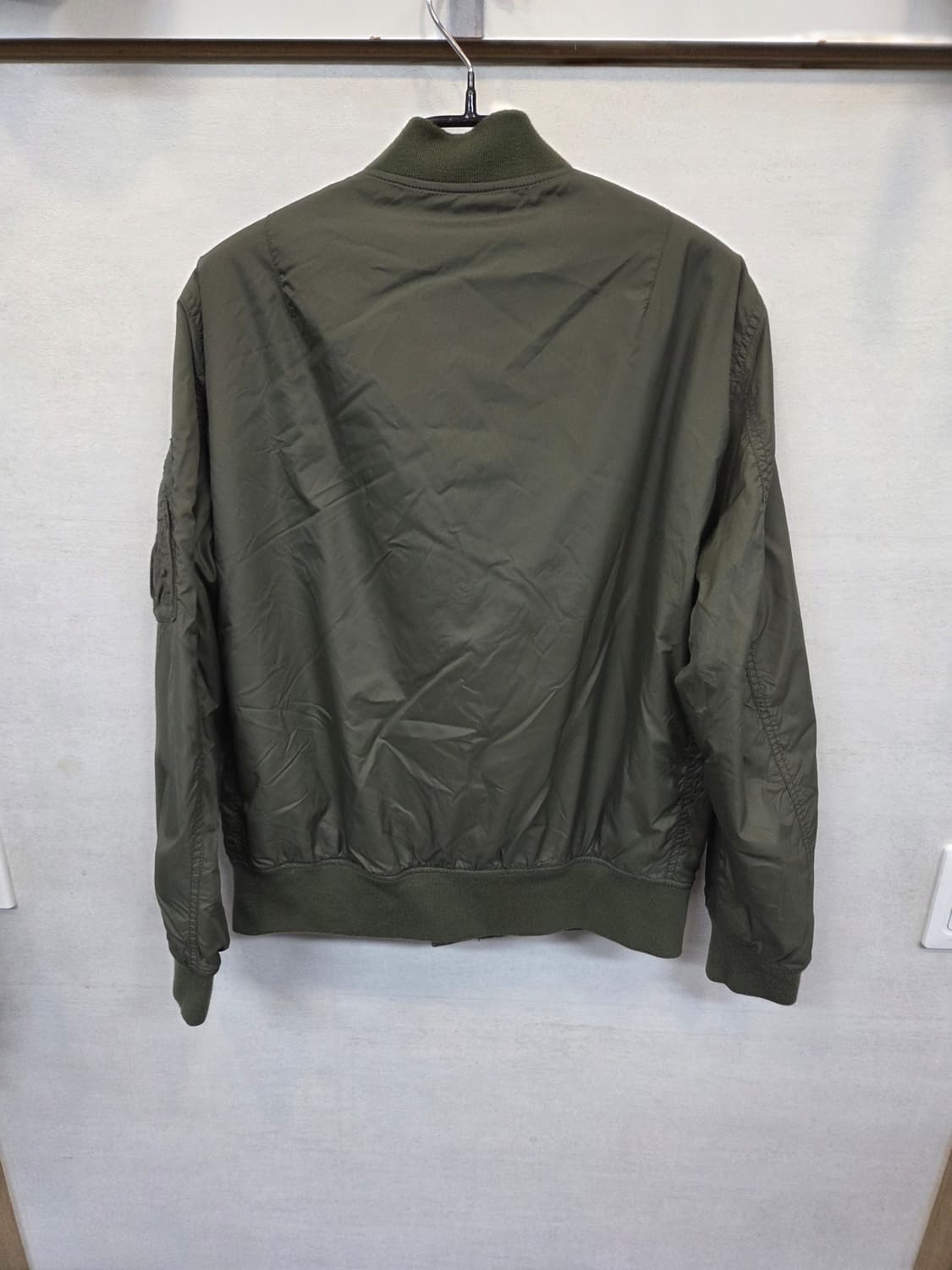 유니클로 ma-1 항공자켓 m 상품이미지2