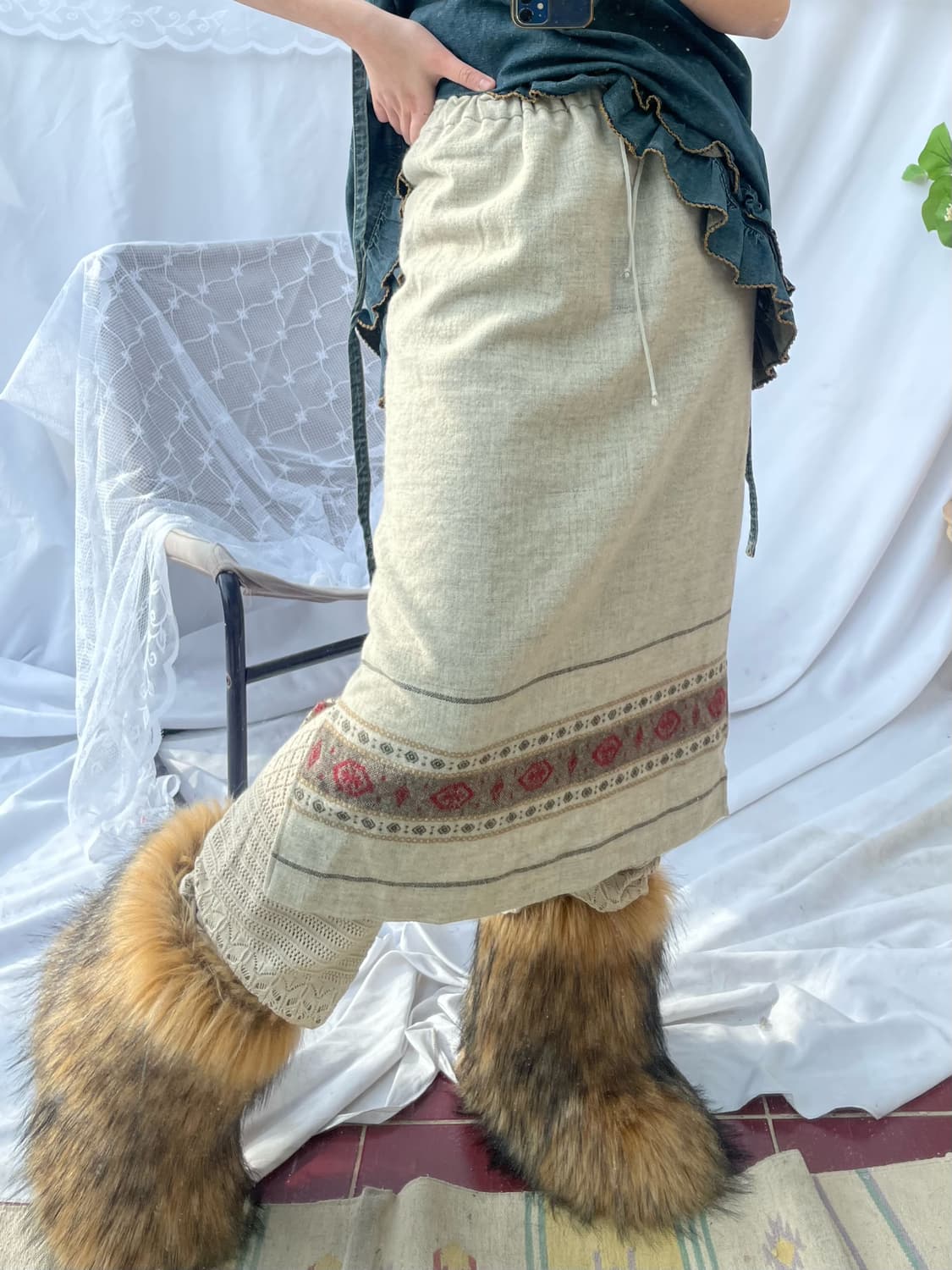 Pattern detail oatmeal skirt 상품이미지1
