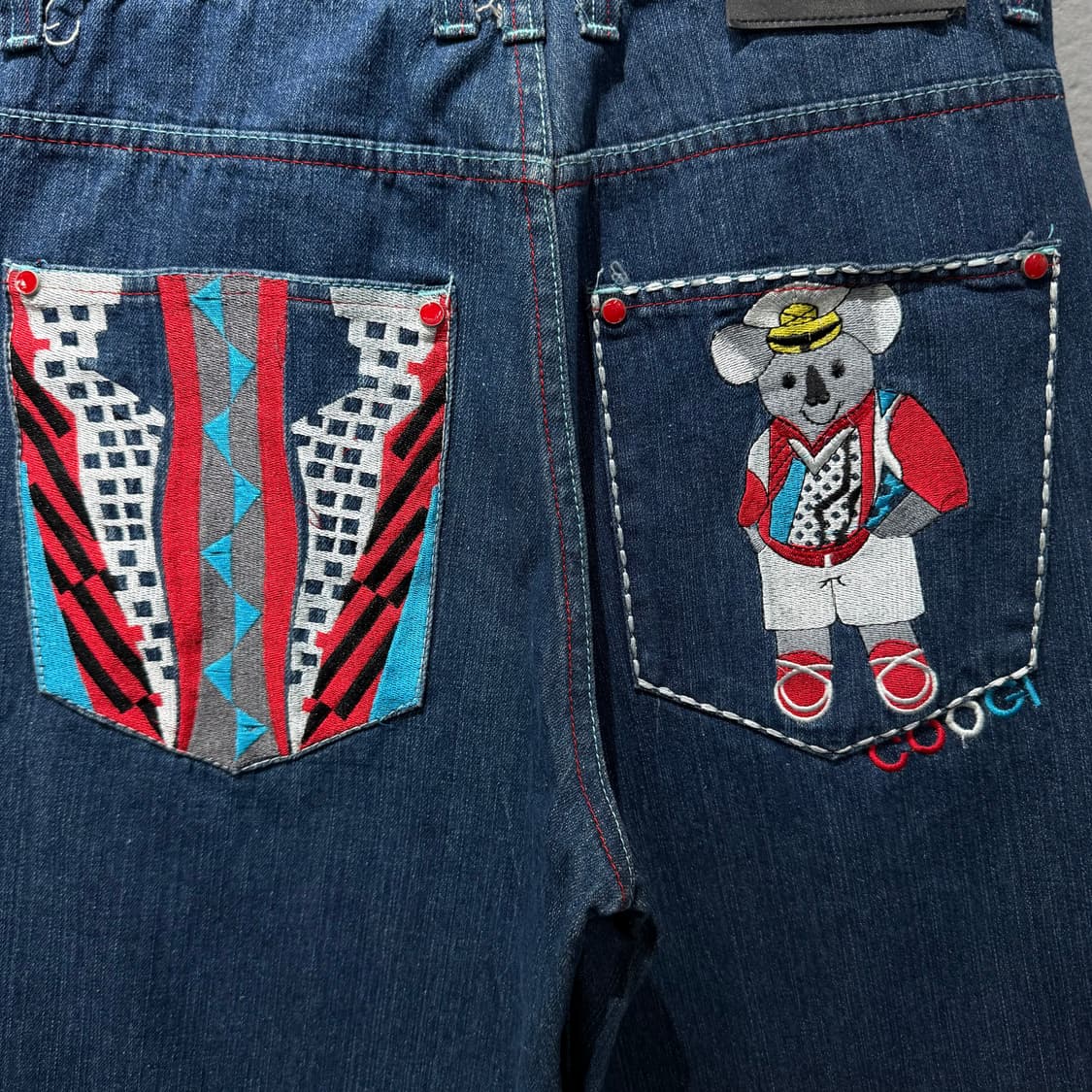 쿠지 코알라 자수 데님 반바지 상품이미지2