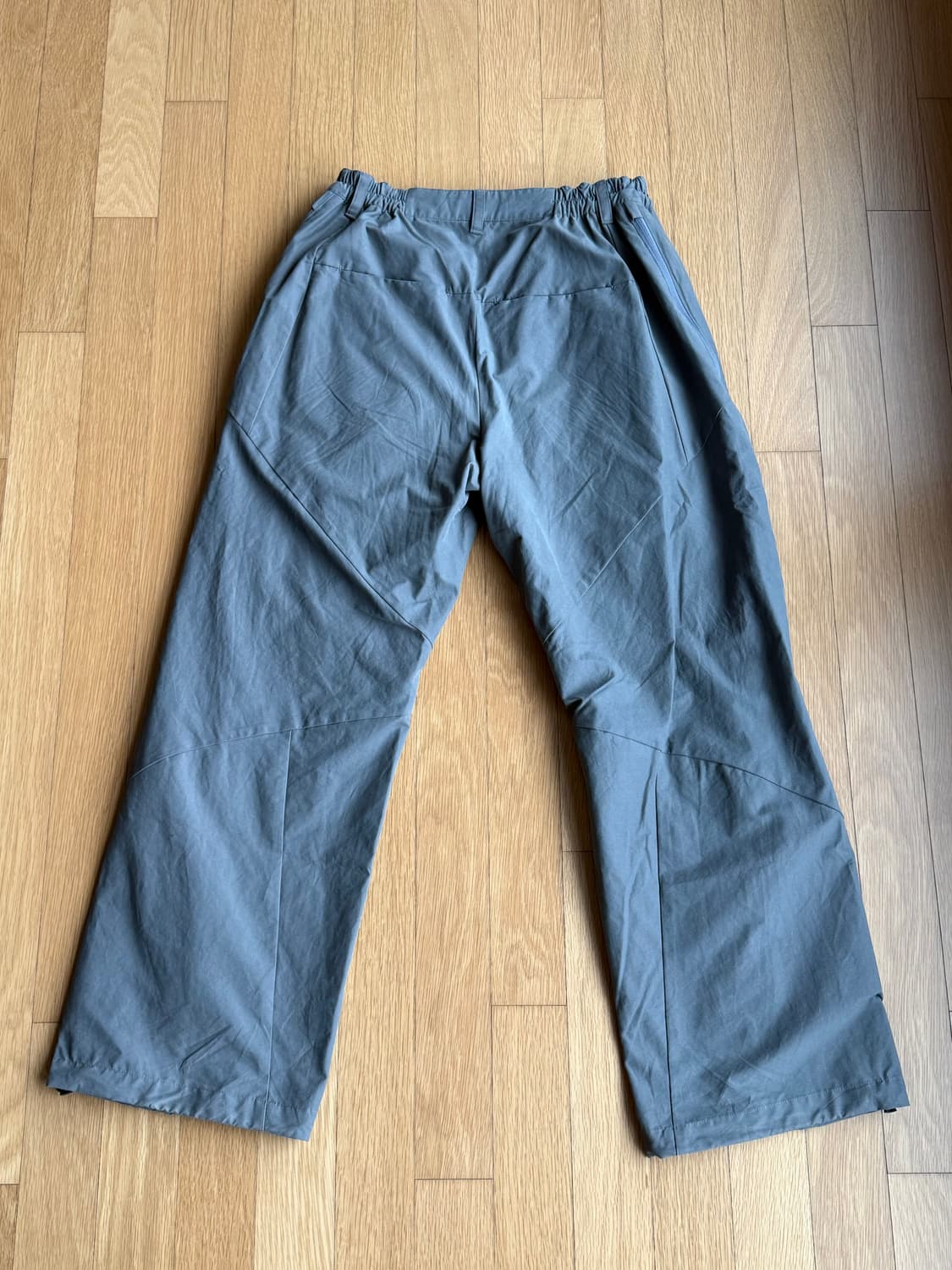 산산기어 지퍼 팬츠 차콜 상품이미지2