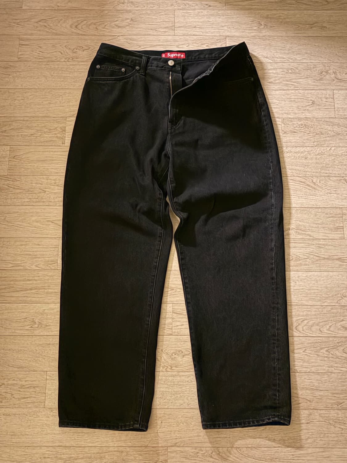 슈프림 배기진 fw24 상품이미지1