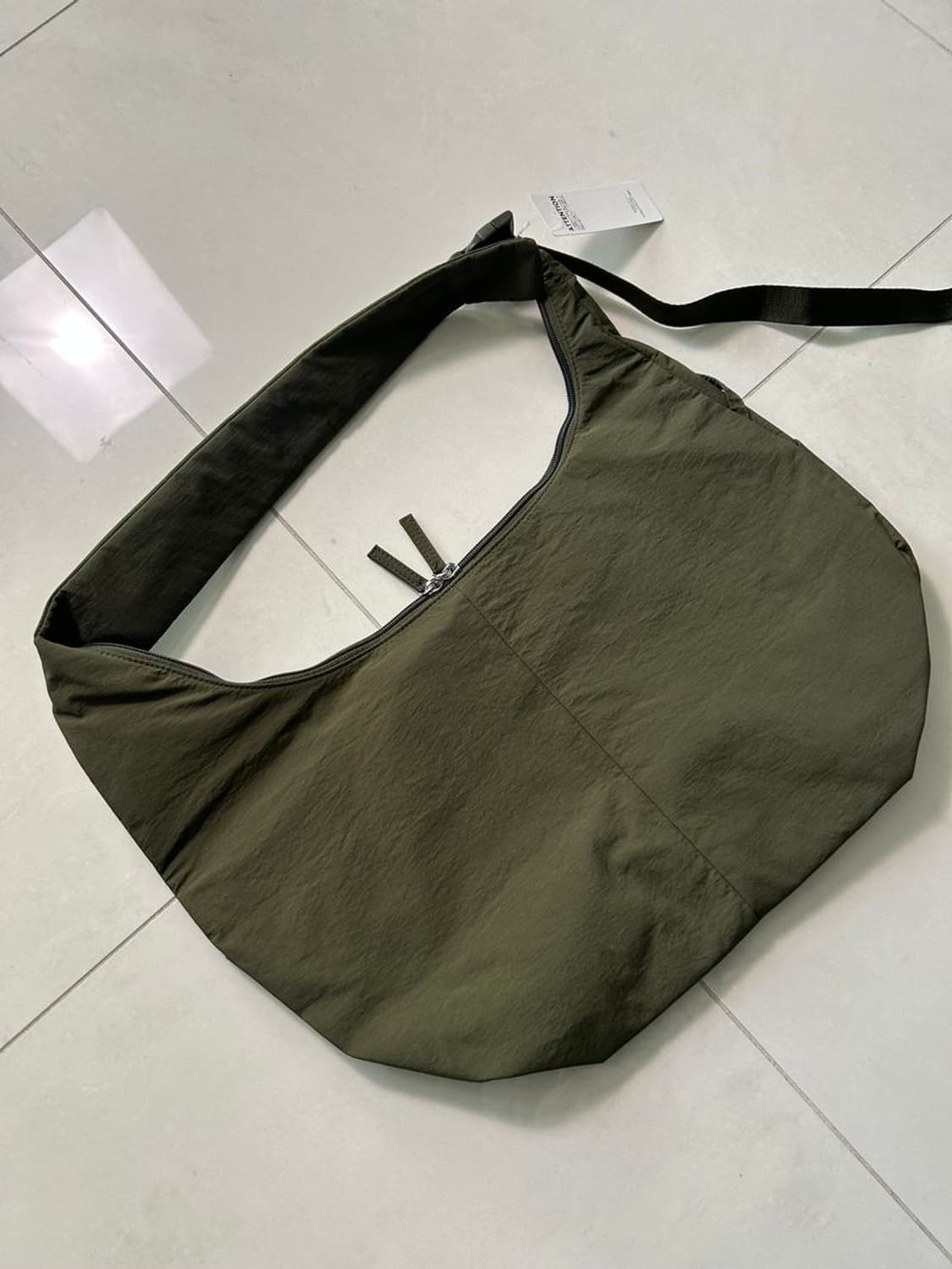 SOFTNYLON COCOON SHOULDER BAG 나일론 코쿤 숄더백 상품이미지3