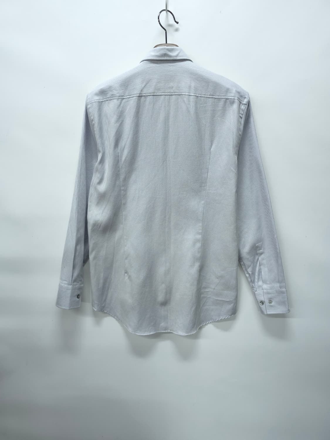 휴고보스 슬림핏 톤앤톤 스트라이프 셔츠 상품이미지8