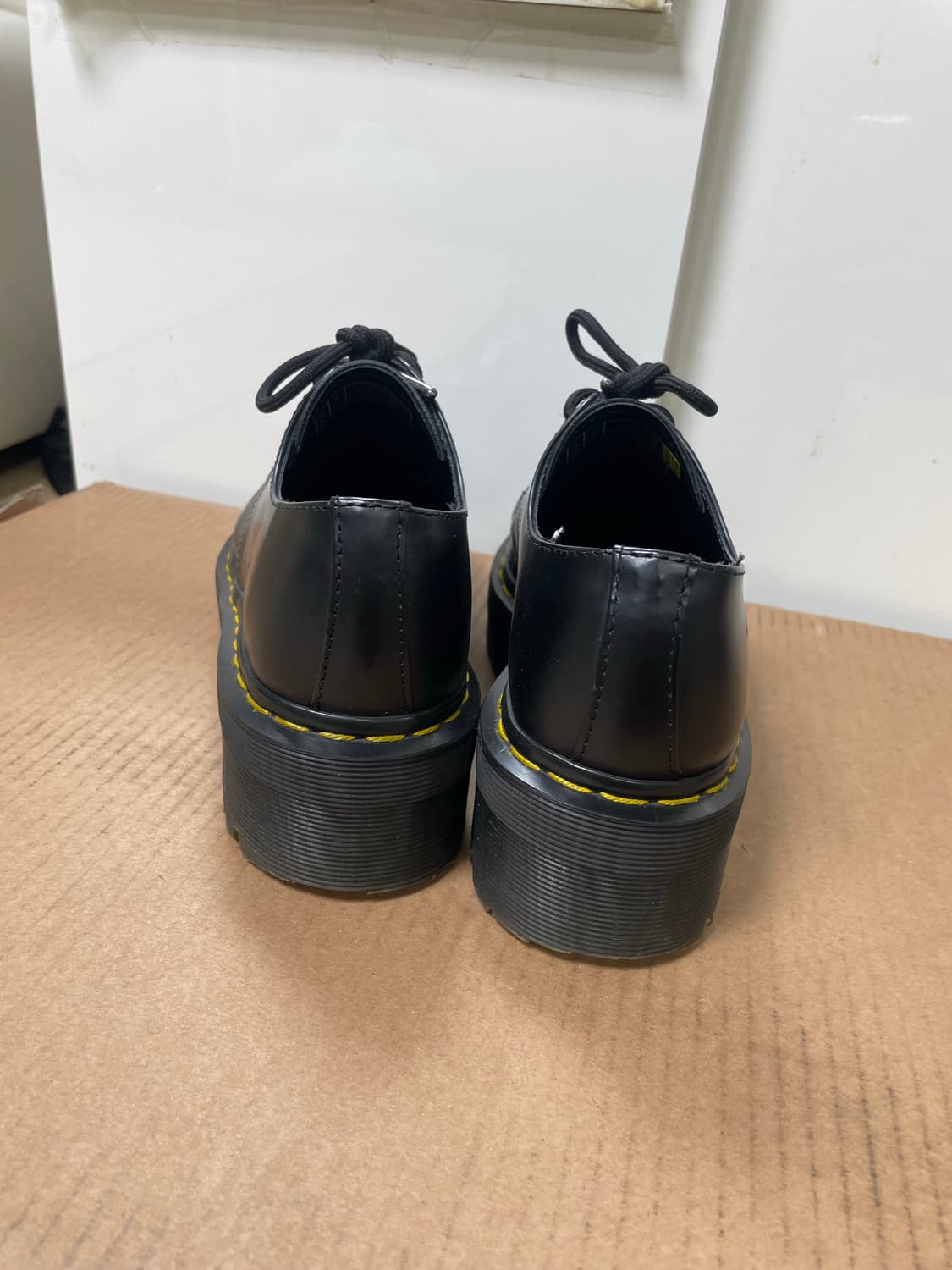 닥터마틴 1461 쿼드 uk5 240-245 상품이미지3