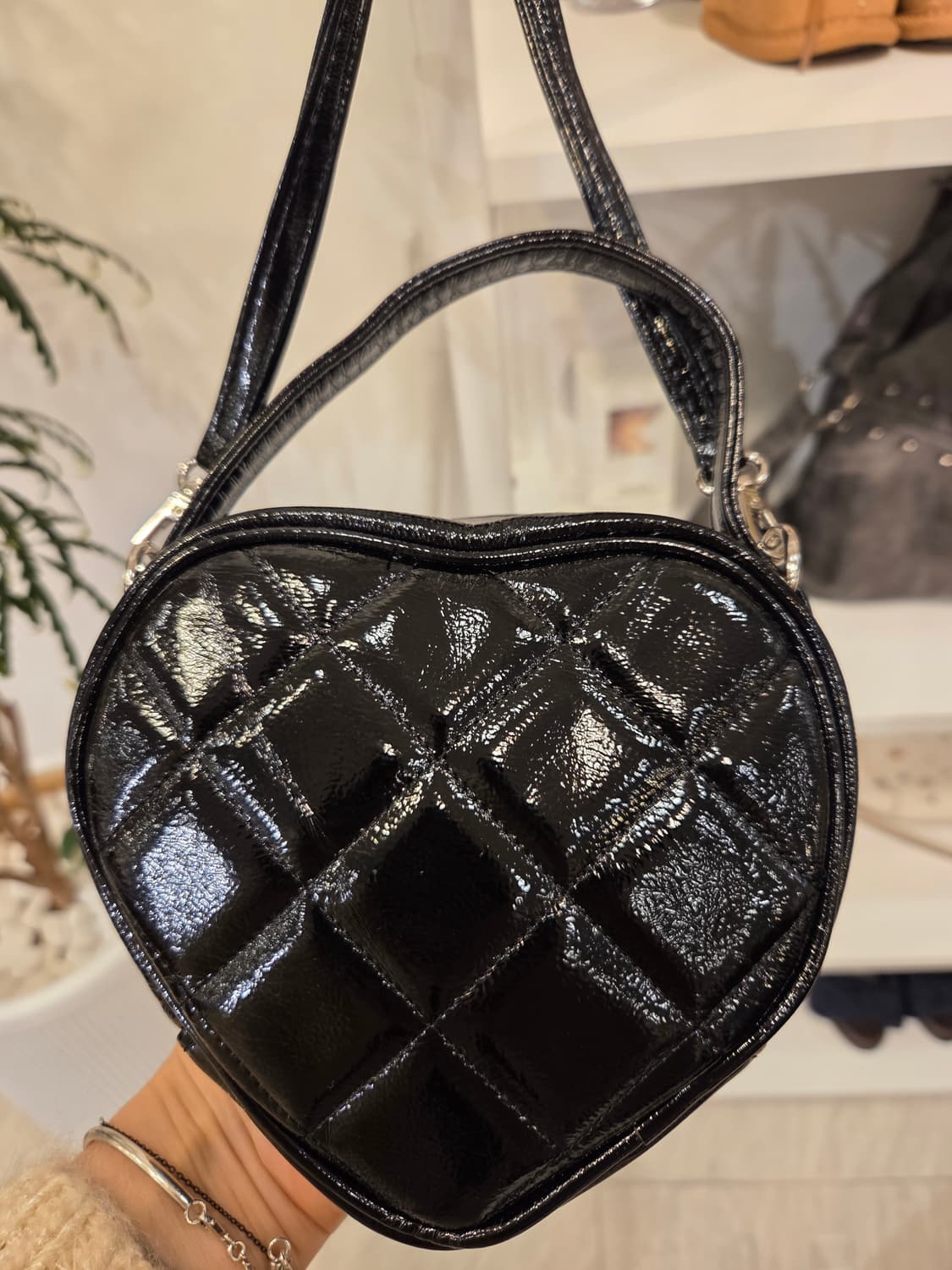 리멤버제인 하트백  블랙 상품이미지4