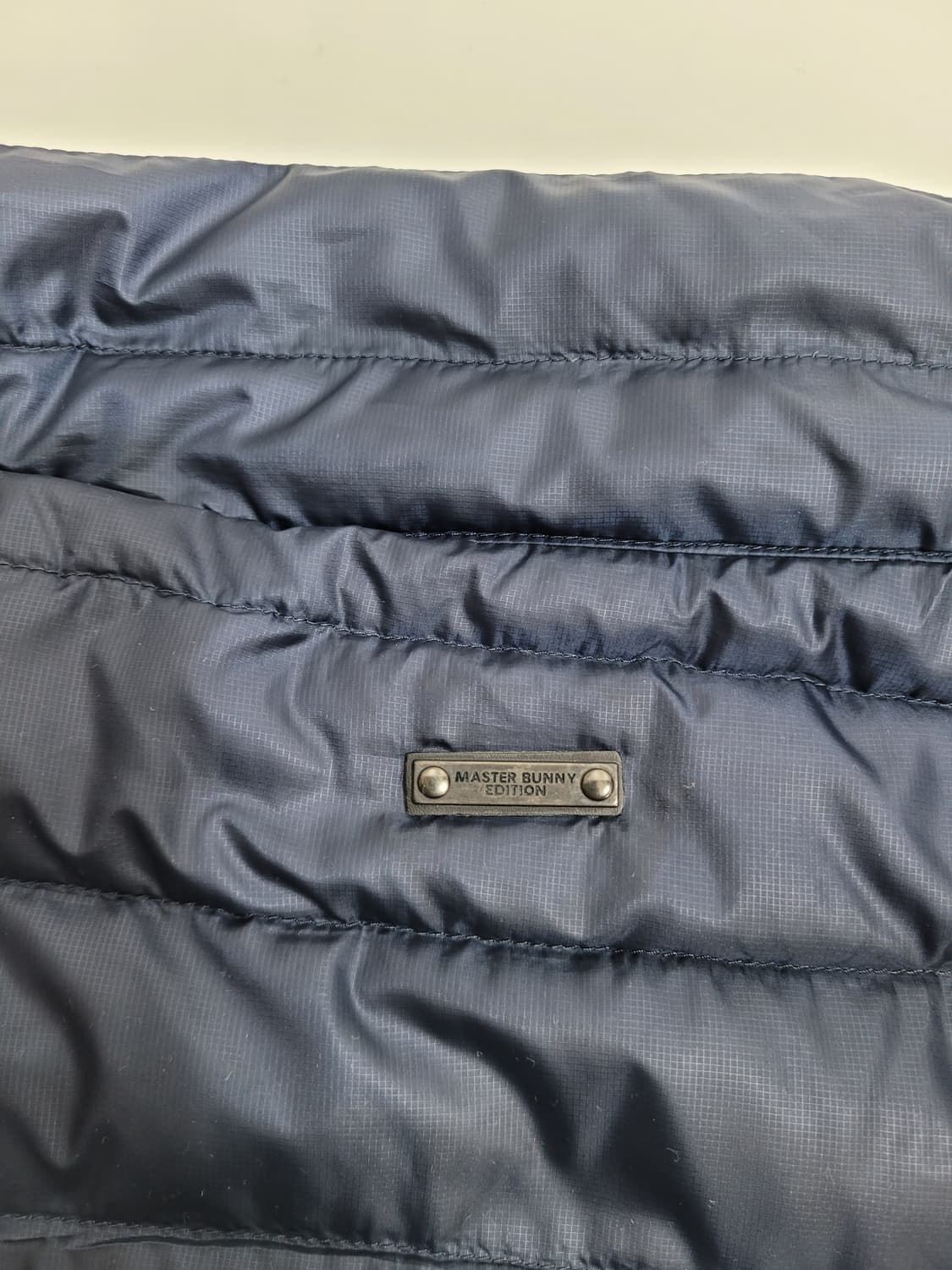 마스터바니에디션 경량 다운 패딩 베스트 / 사이즈 4 (95) 네이비
 상품이미지7