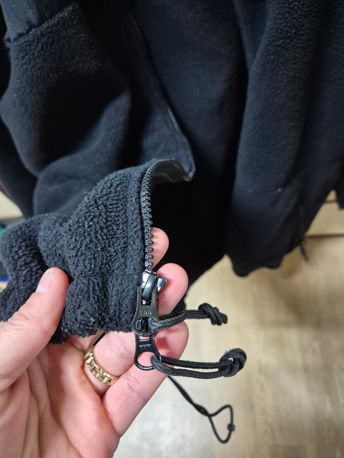 [L] 오리지널 미군 폴라텍 300 플리스 자켓 후리스 블랙 검정 상품이미지2