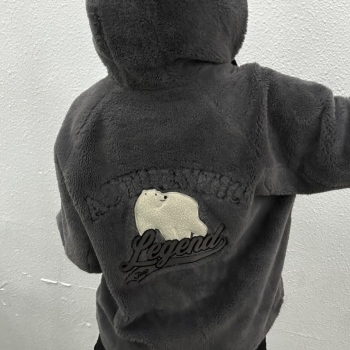 지프 곰돌이 패치로고 차콜 후리스 후드집업 S 상품이미지3