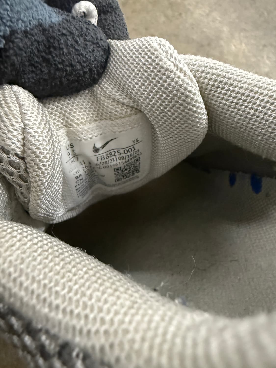 나이키 줌 보메로 5 회색 265mm 상품이미지5