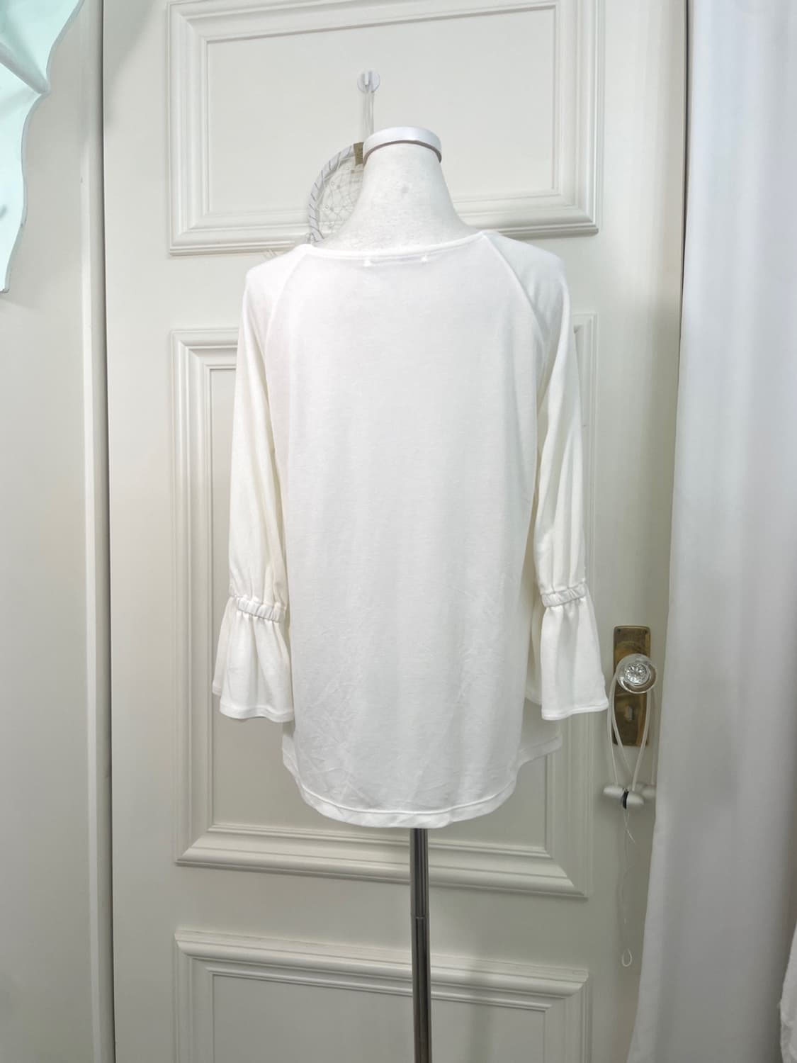 ivory pleats point sleeve shirring top 상품이미지3