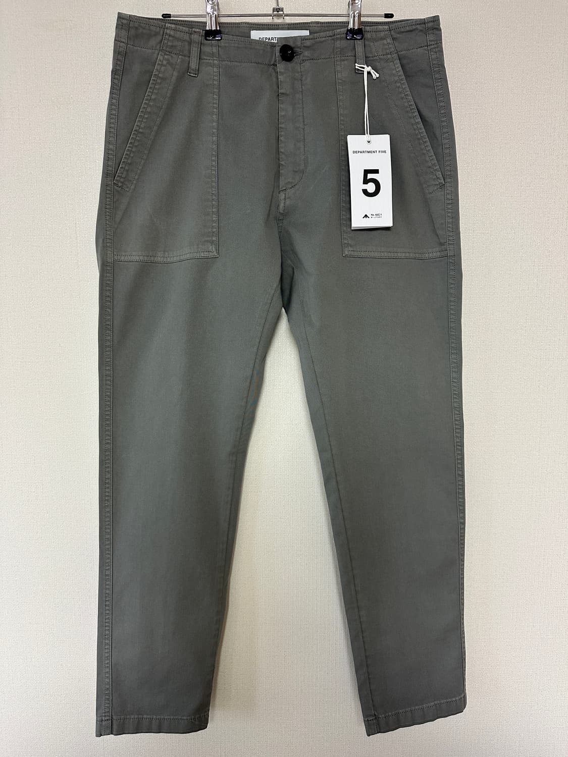 DEPARTMENT 5 / 슬림핏퍼티그 / 31 / 새상품 상품이미지1