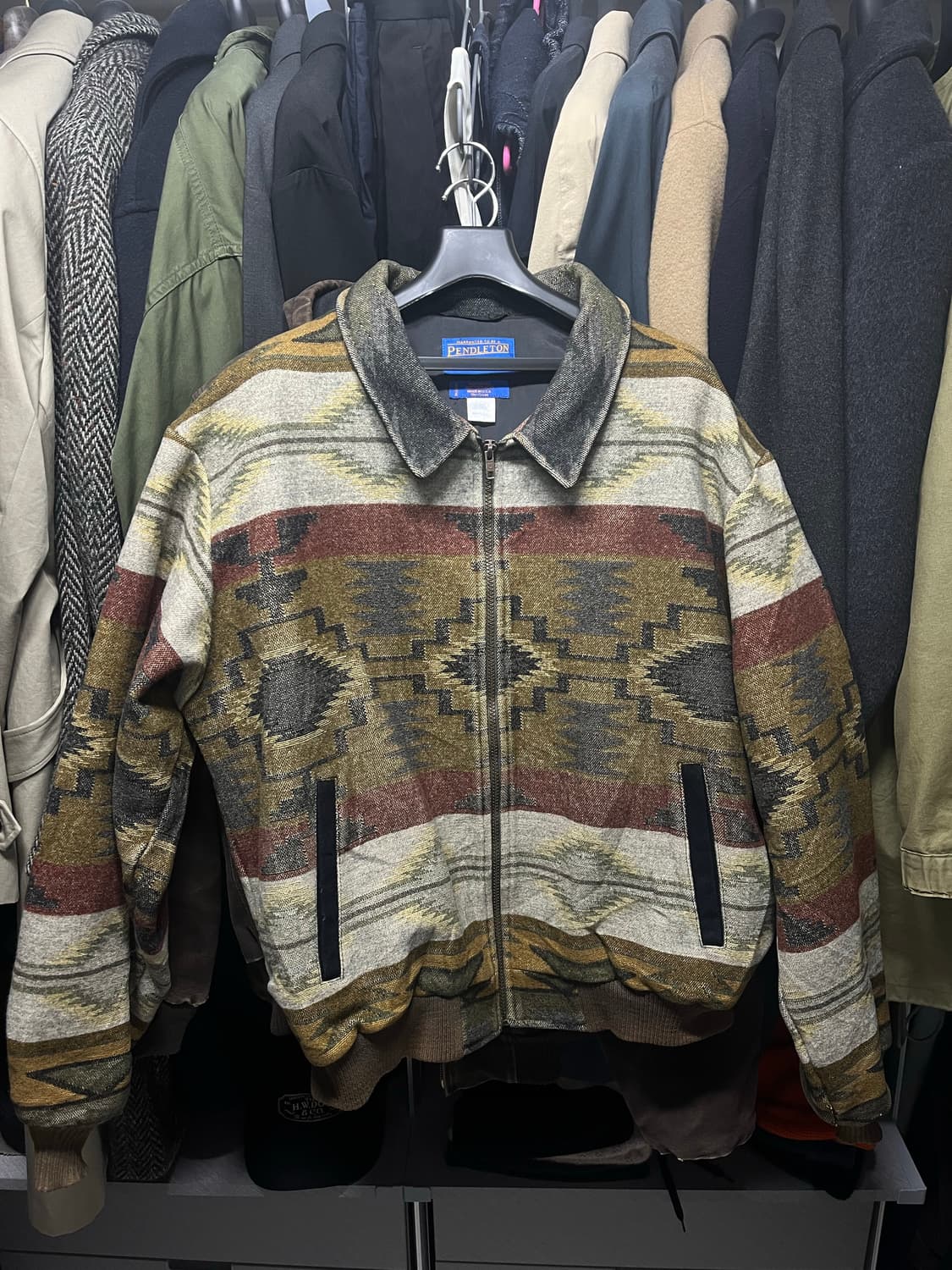 펜들턴 나바호 봄버 자켓 XL 사이즈 판매합니다. 상품이미지1