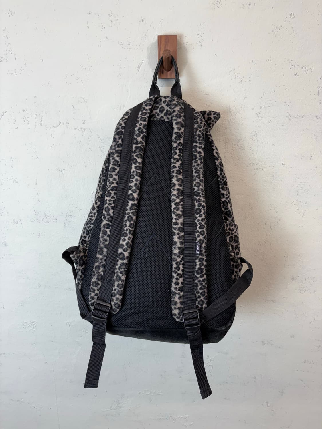 사쿤 올드스쿨 Y2K 레오파드 백팩 상품이미지2
