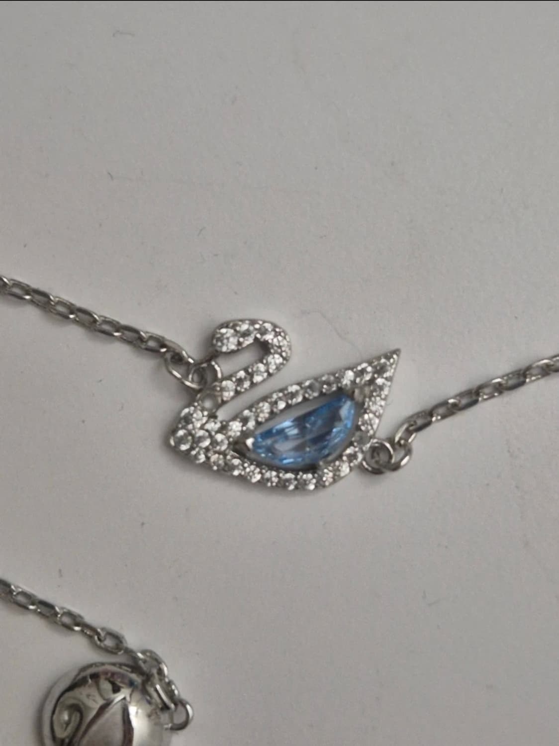 스와로브스키 다즐링 스완 팔찌 실버파랑 상품이미지3