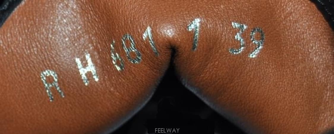 발렌티노/여성락스터드앵글부츠(사이즈250)정품 상품이미지9